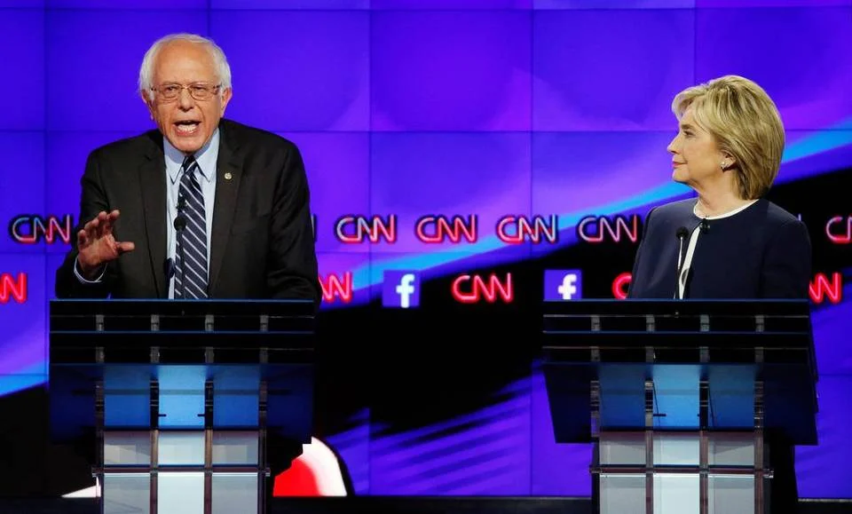 Debate Hillary Bernie .jpg