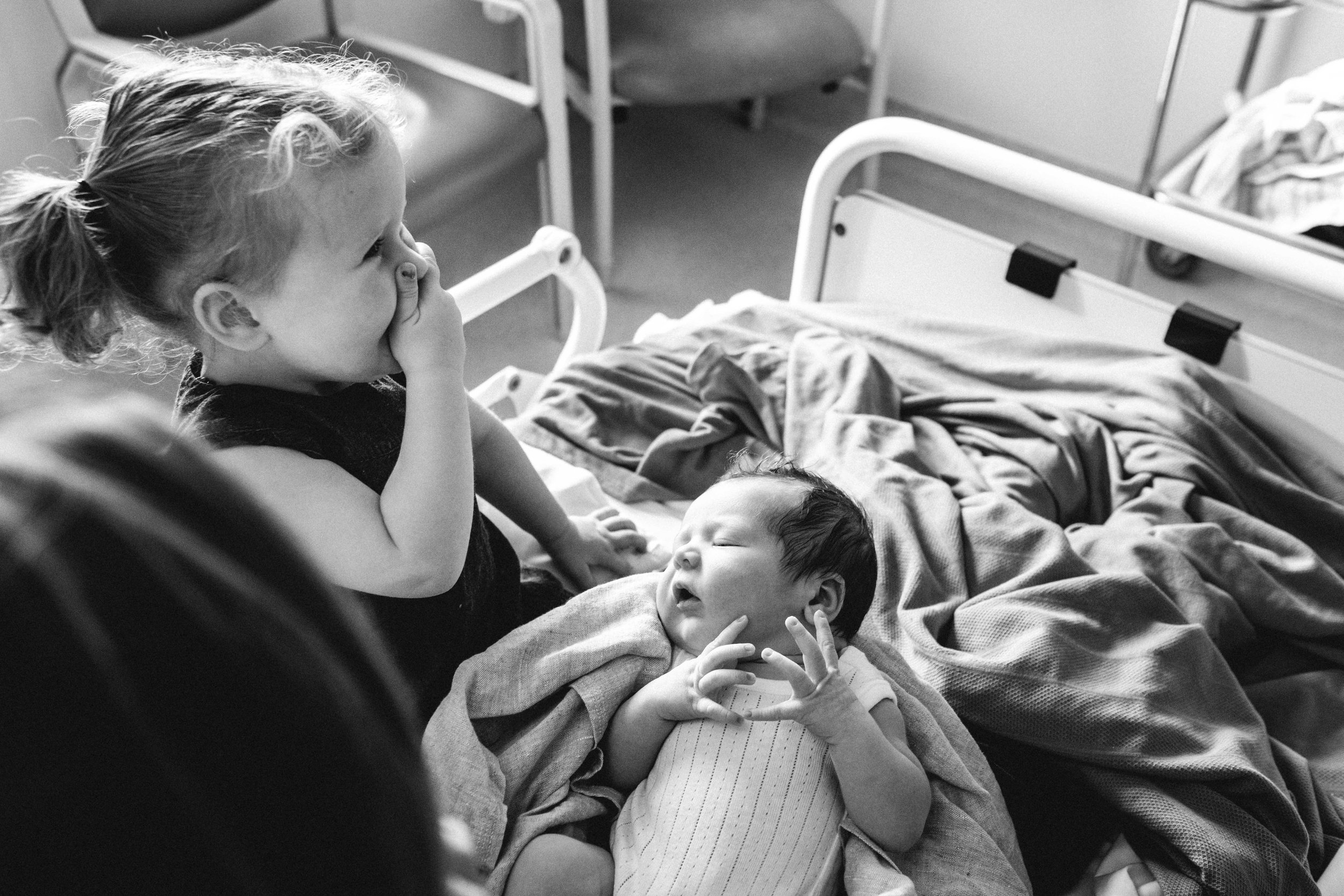 laura.newborn.shoot.angus.lr (37 of 107).jpg