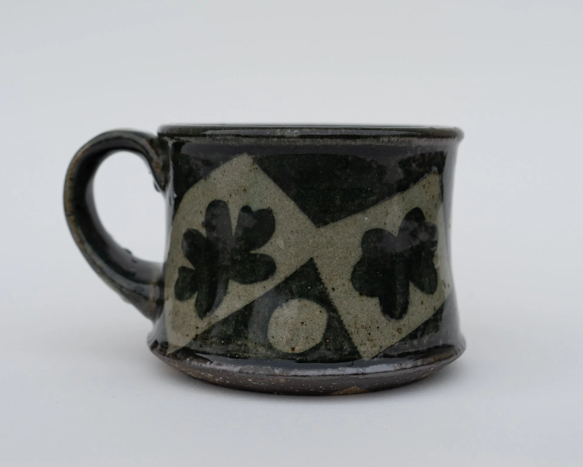 mug18-2.jpg