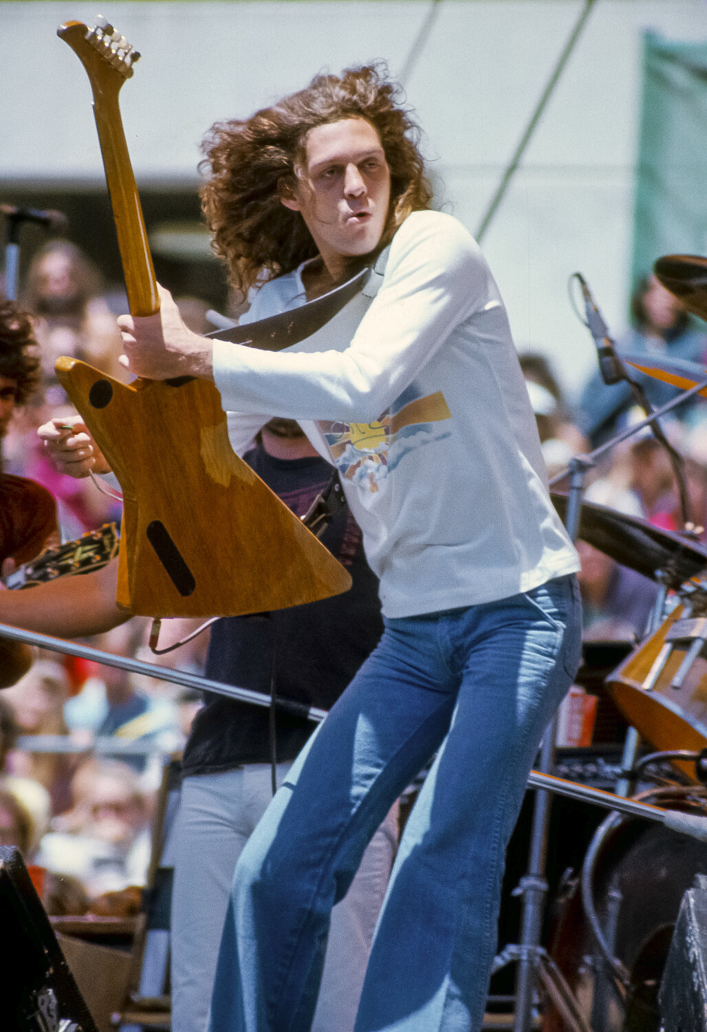  Lynyrd Skynyrd Guitarist Allen Collins performs at the Oakland Coliseum July 4, 1977. 