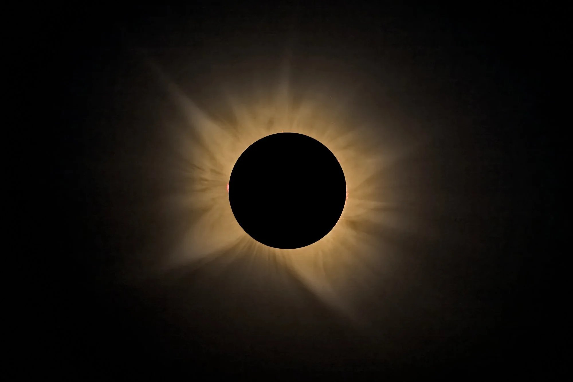  Total solar eclipse from Abia de las Torres, Spain August 12, 2026. The eclipse occurred shortly before sunset, which gave the corona a beautiful golden color. 