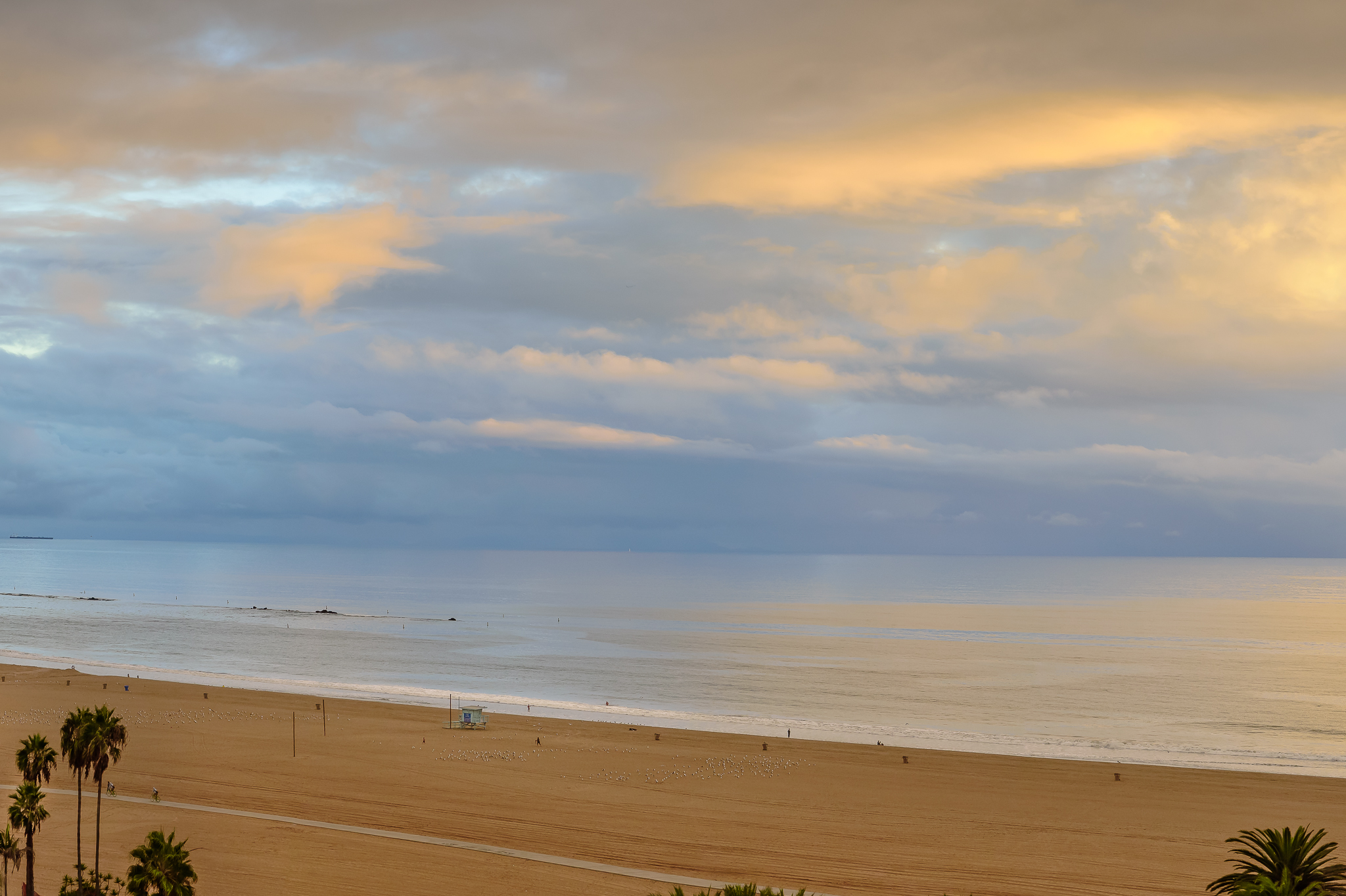 I used to intentionally pass on shooting scenes like this. Live and learn I suppose. Santa Monica, CA.