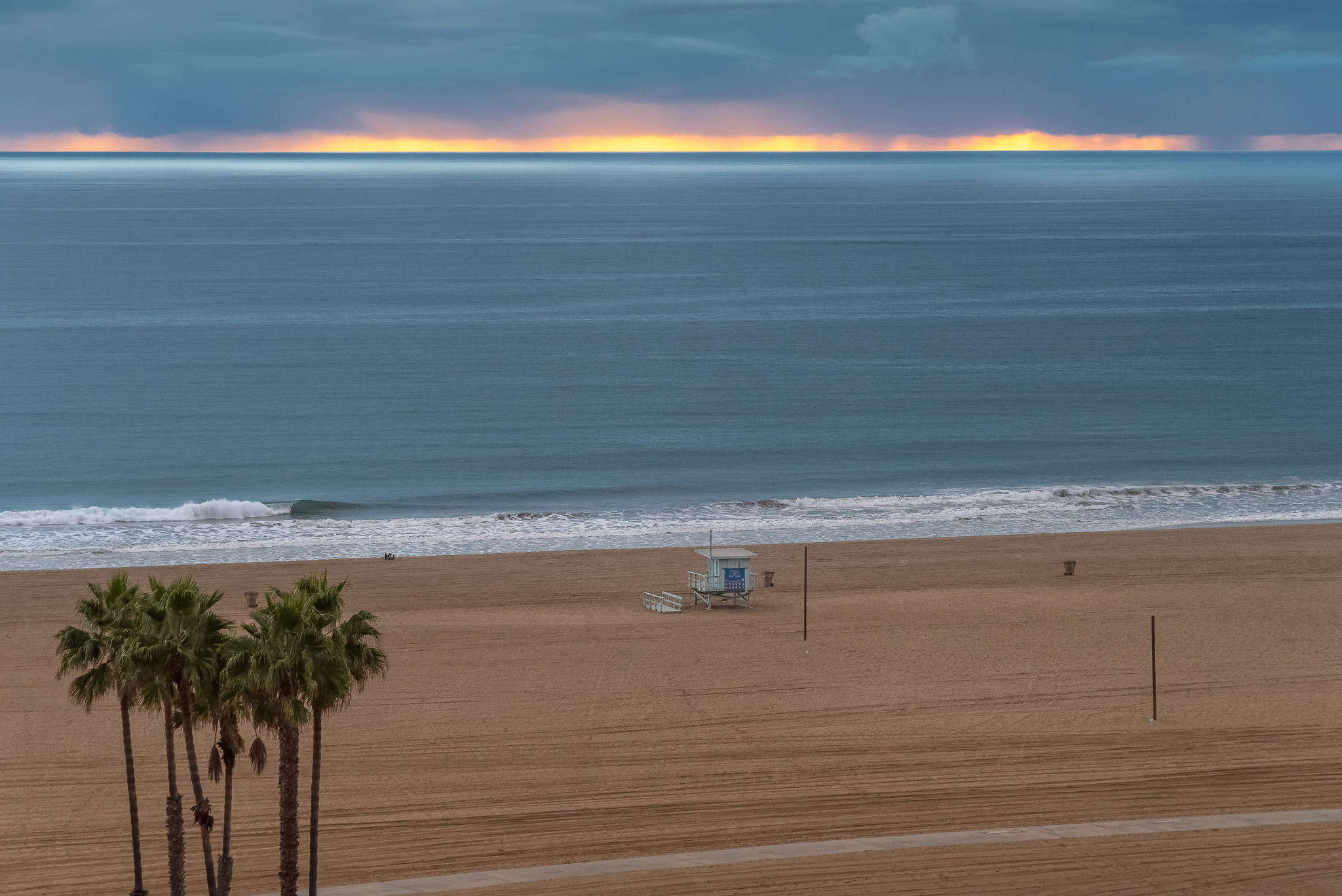 Almost looks surf-able. Santa Monica, CA.