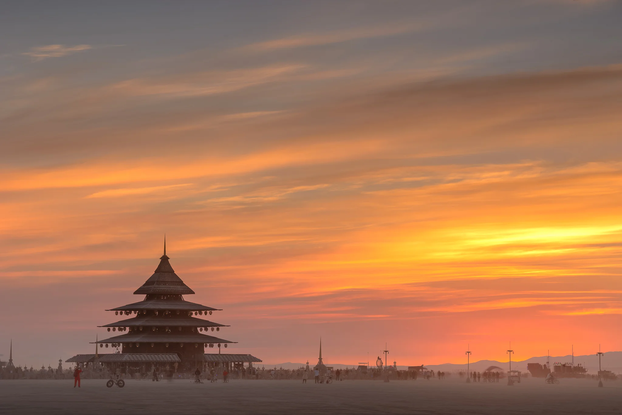 burning_man_2016_temple_friday_sunrise