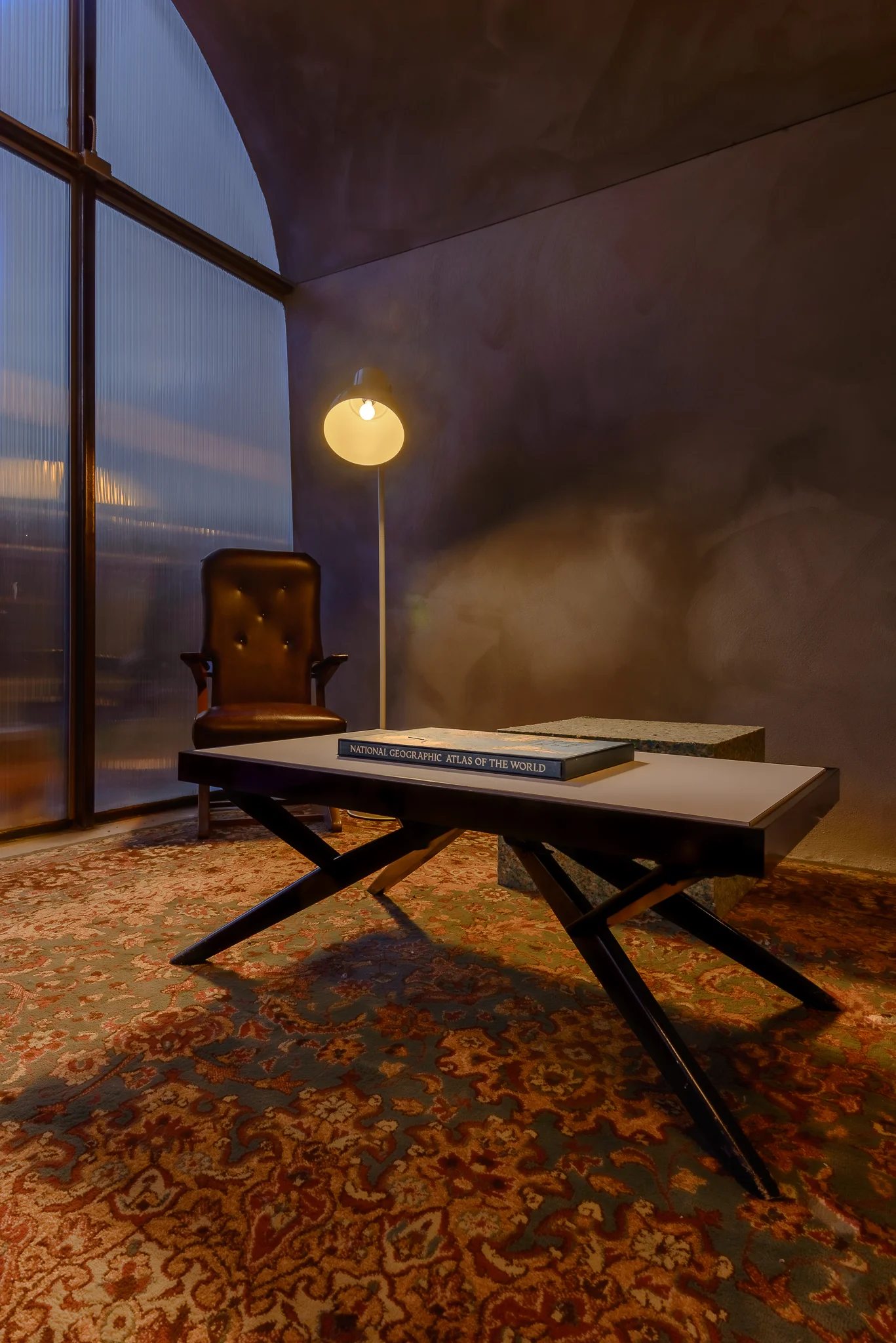 prince_concepts_true_north_the_study_cv_hut_interior.jpg