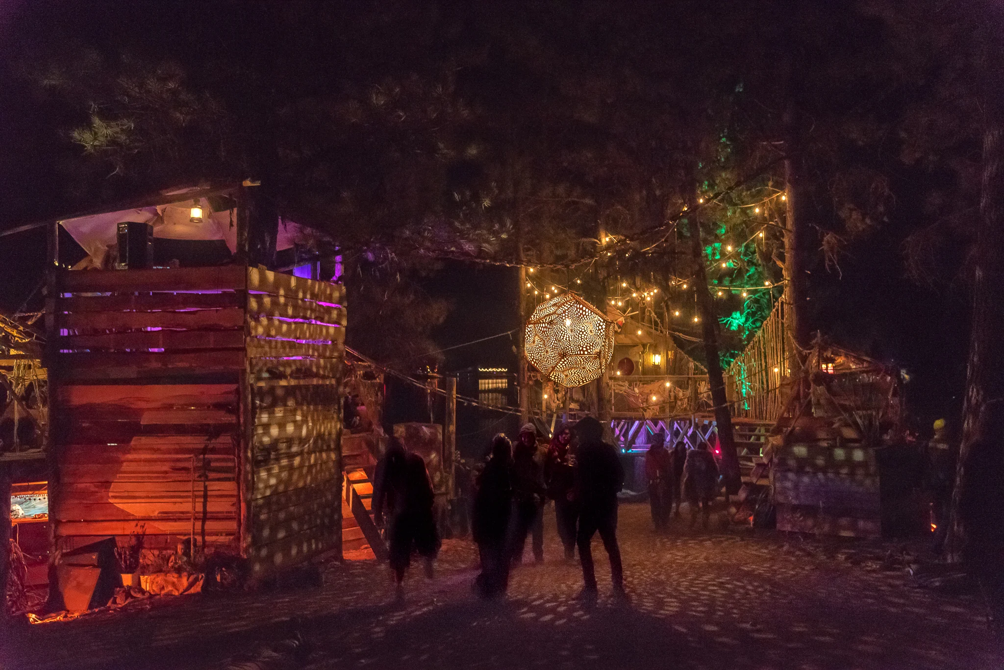 Treehouses and fairy-tales awaited.