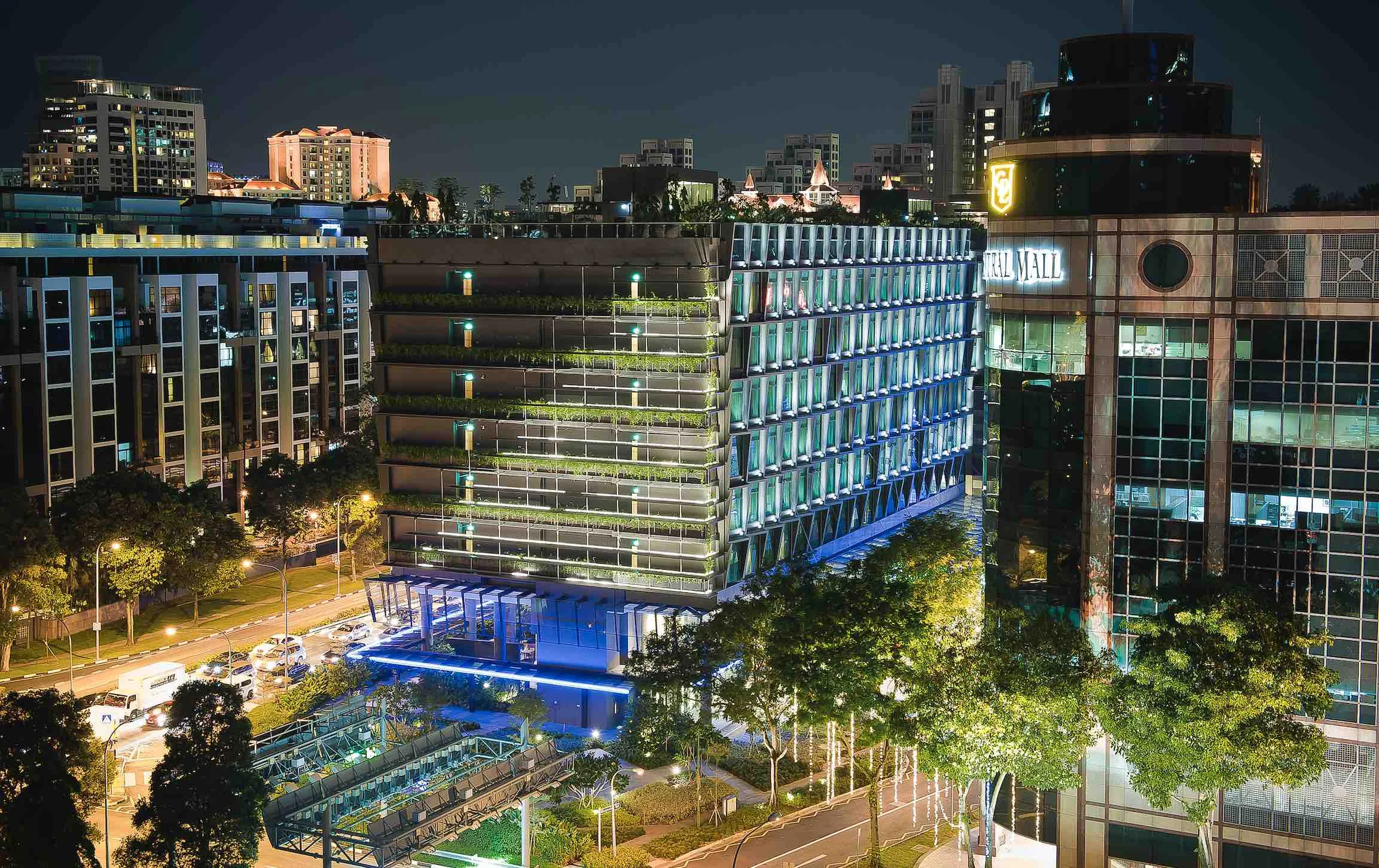 Holiday+Inn+Express+Clarke+Quay.jpg