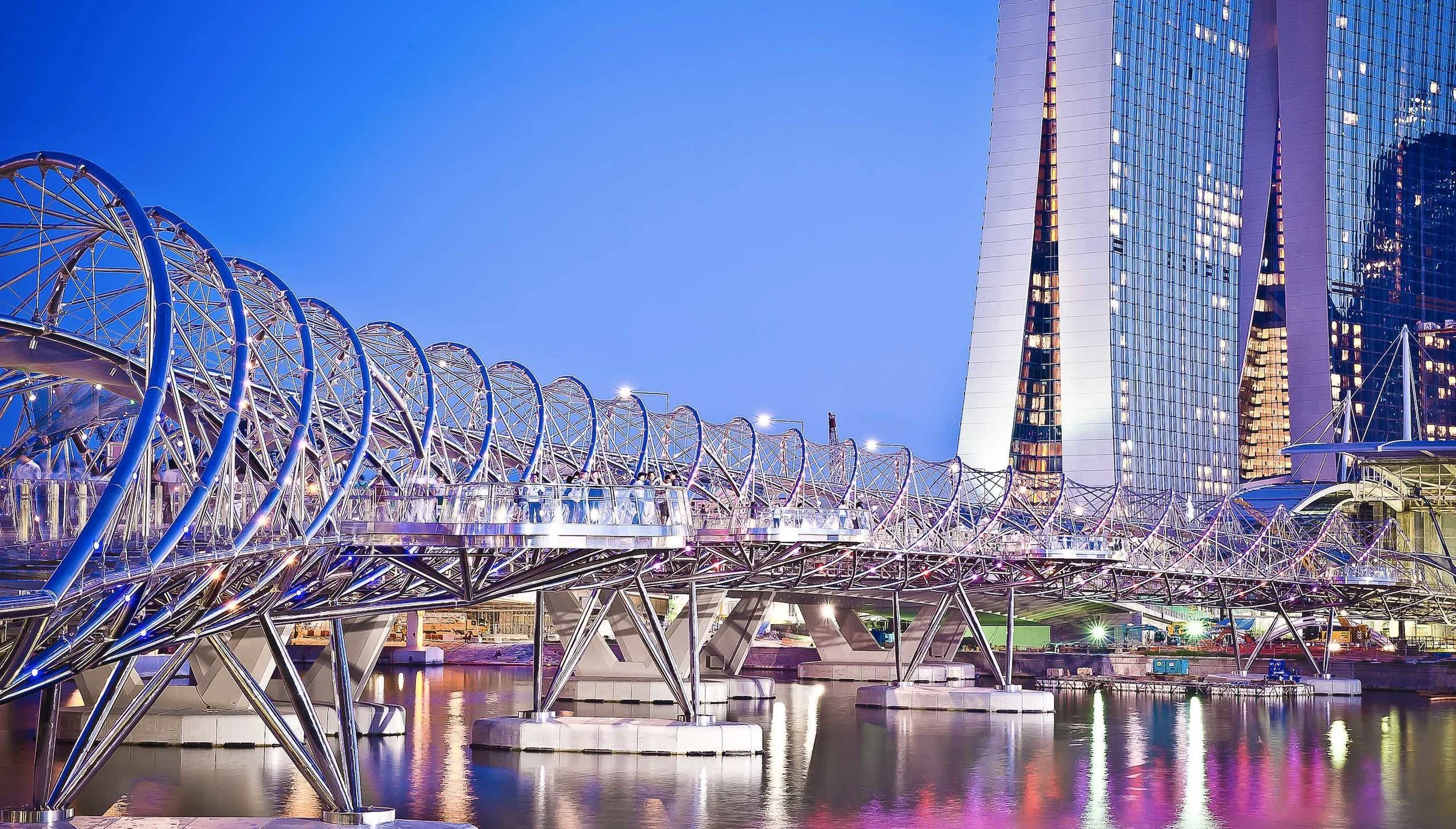Architectural Helix Bridge — TECHNOLITE