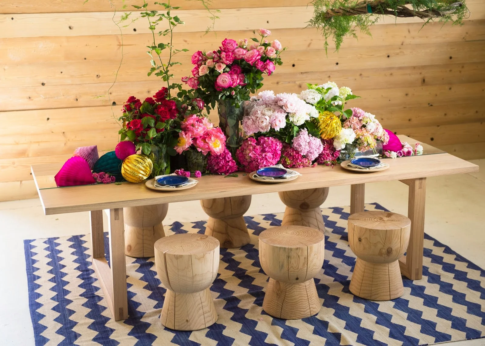 FESTIVAS WITH MARK TUCKEY