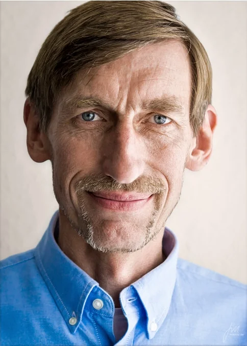 Portrait UM.jpg