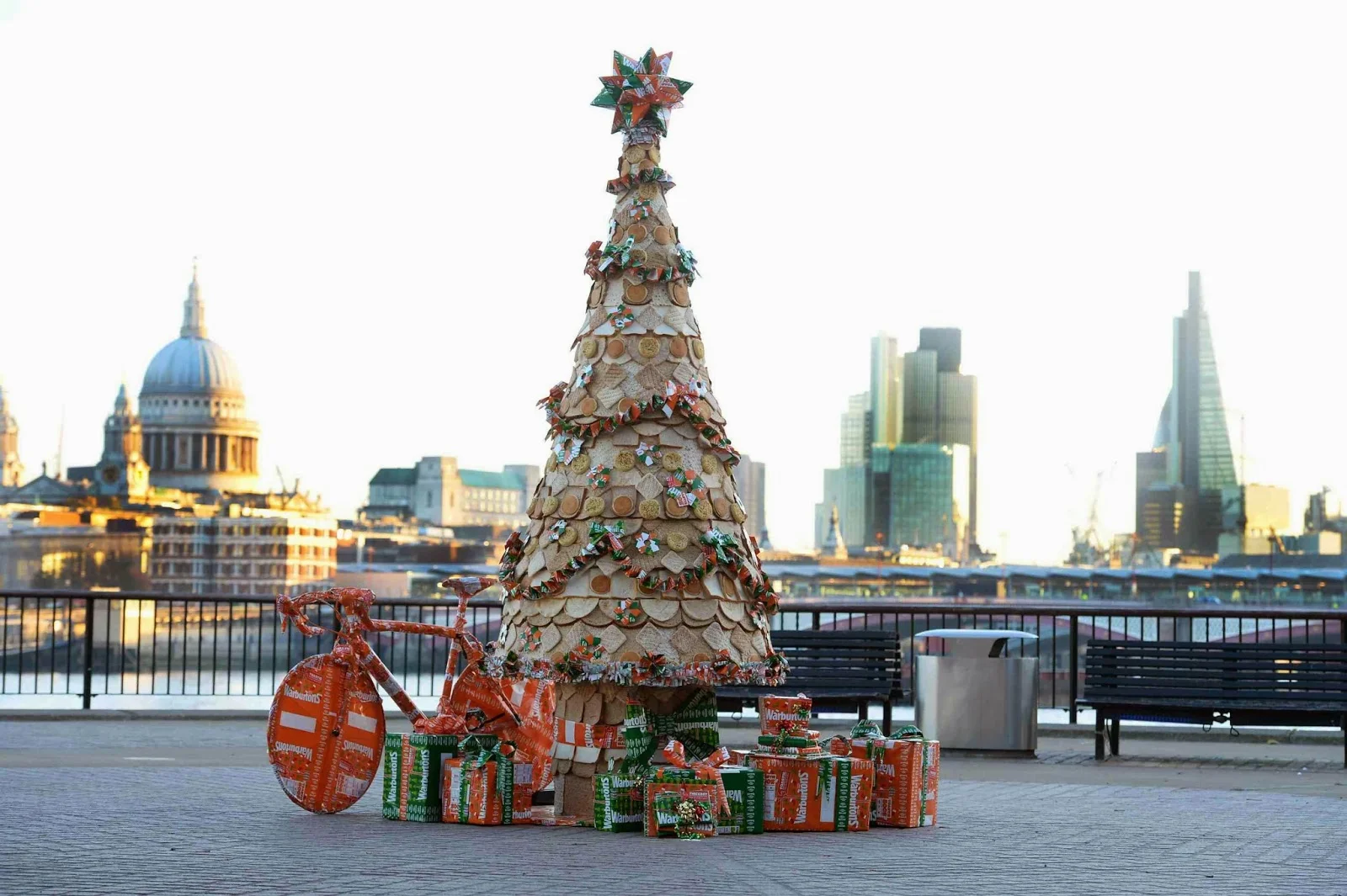  Warburtons Christmas tree promotion&nbsp;for Freud Communications. 