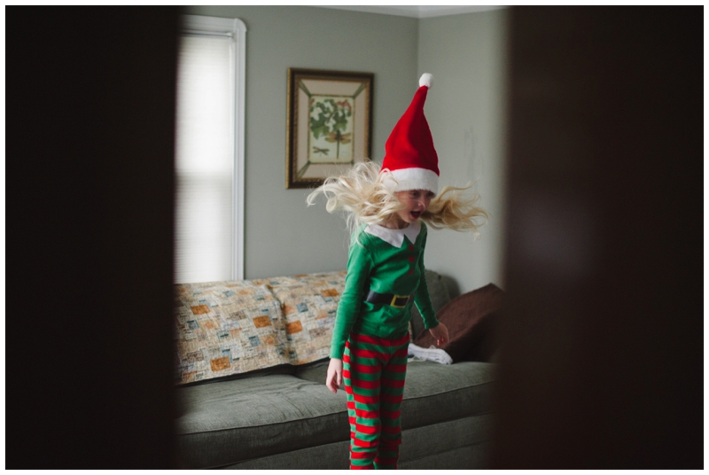 Elf-on-the-Shelf-Cleveland-Photographer_0027.jpg