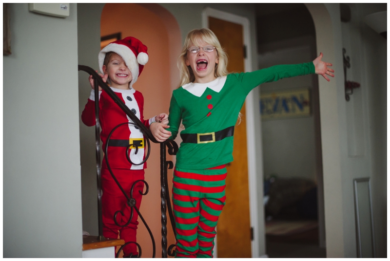 Elf-on-the-Shelf-Cleveland-Photographer_0030.jpg