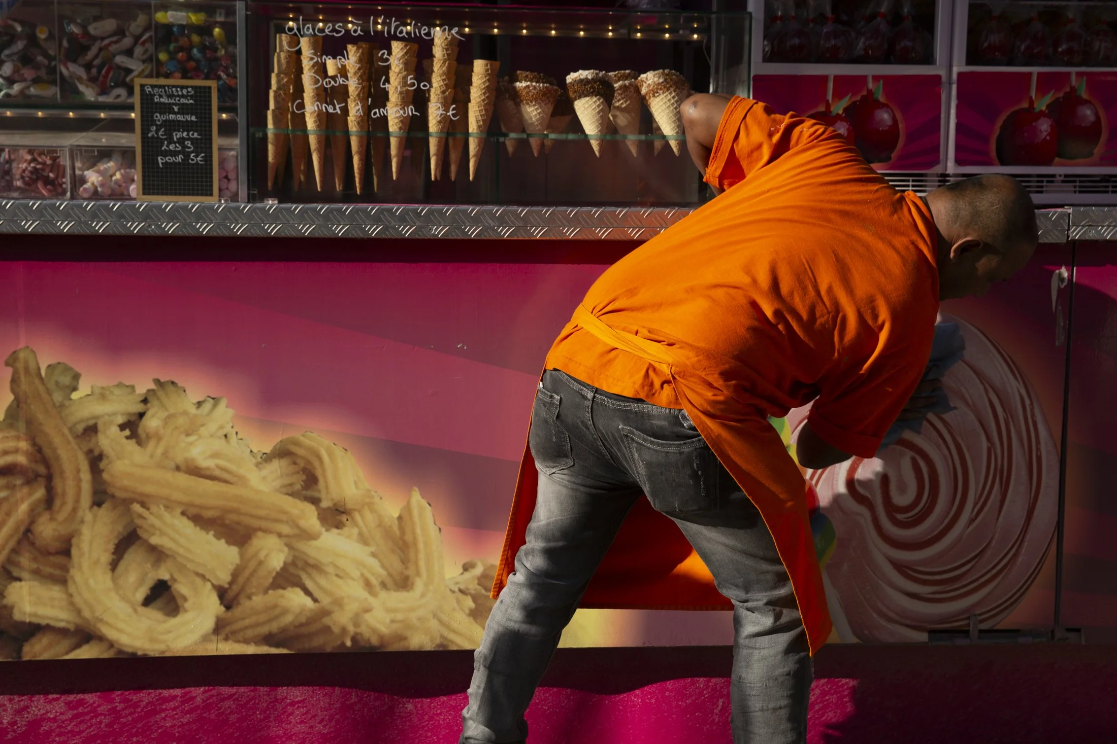 SHOW MUST GO ON_31.jpg