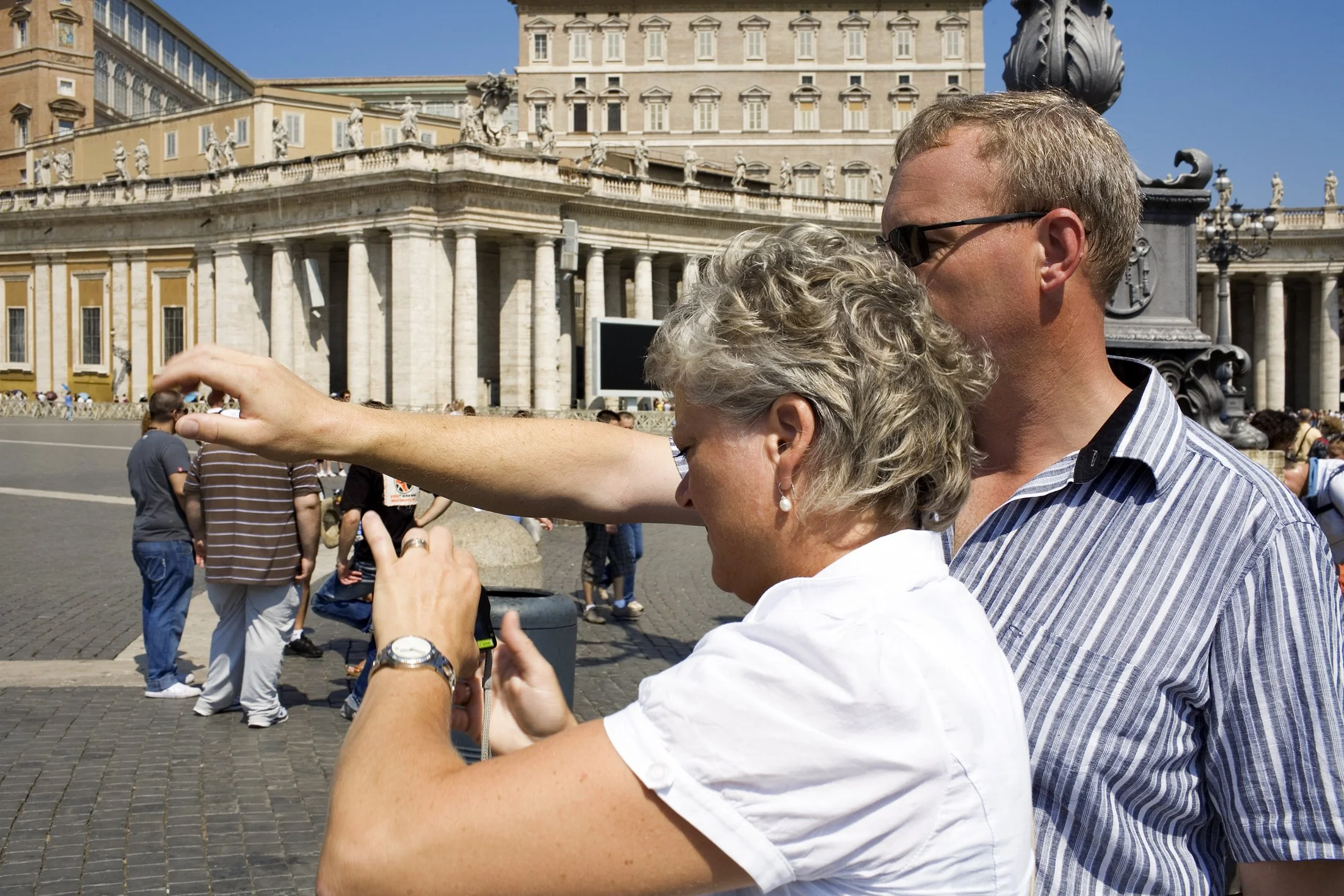 SHOW MUST GO ON_49.jpg