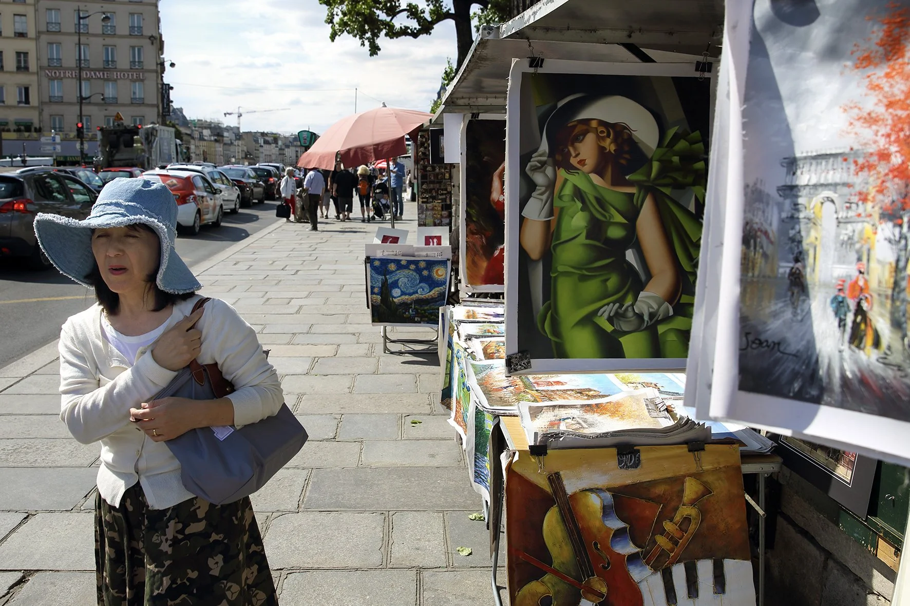 SHOW MUST GO ON_40.jpg