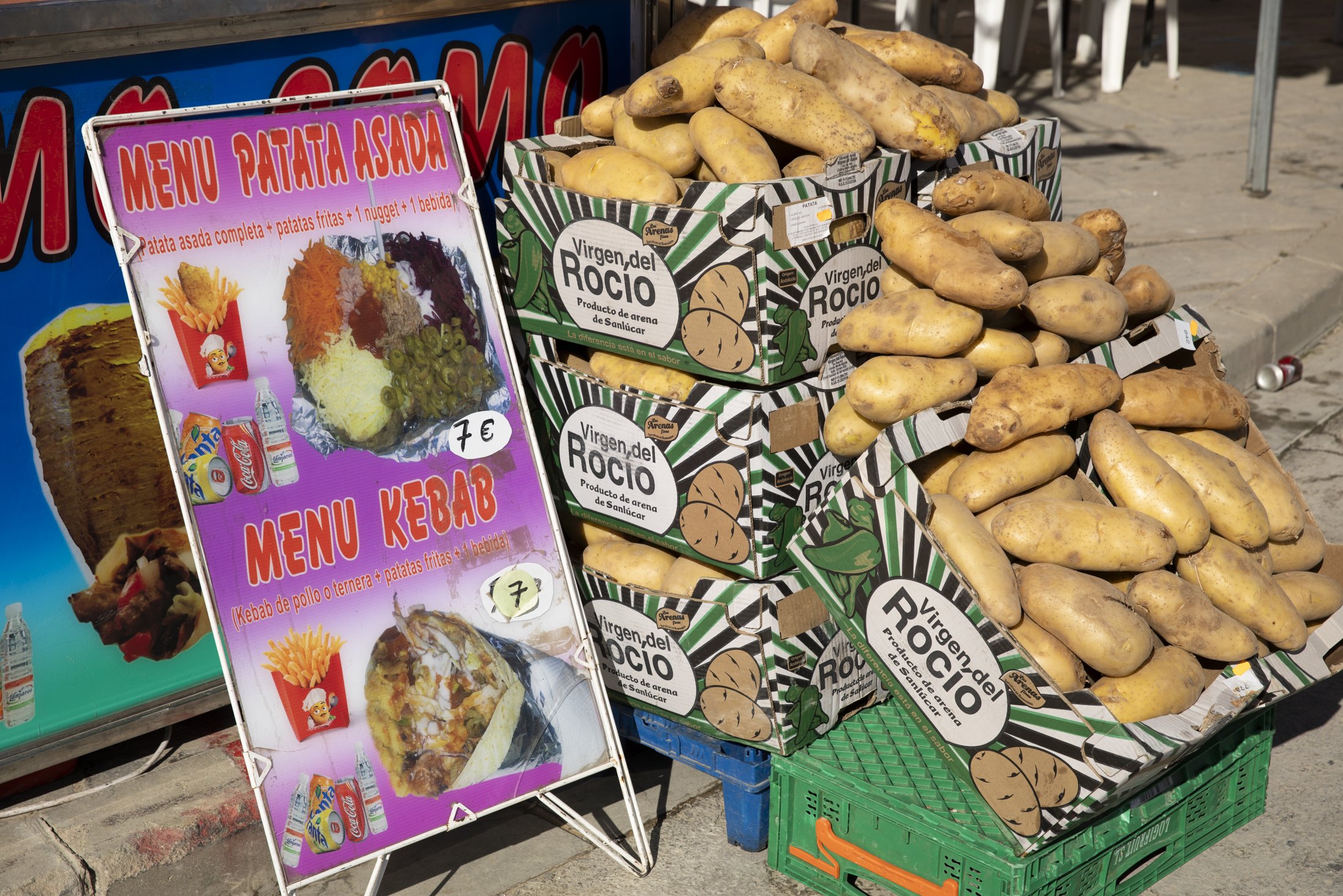 SHOW MUST GO ON_30.jpg