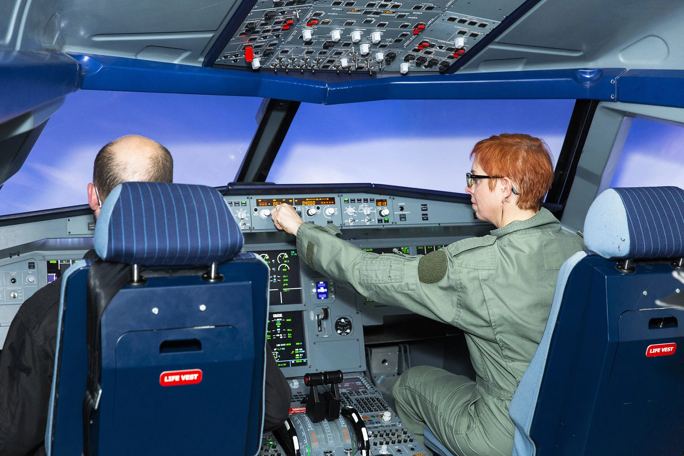 SHOW MUST GO ON_19.jpg