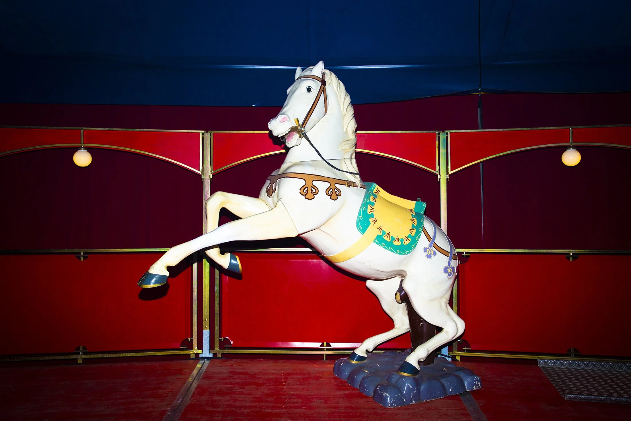 SHOW MUST GO ON_3.jpg