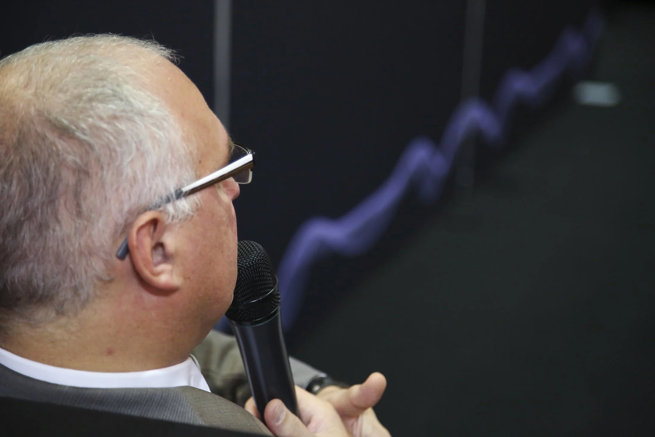 SHOW MUST GO ON_11.jpg