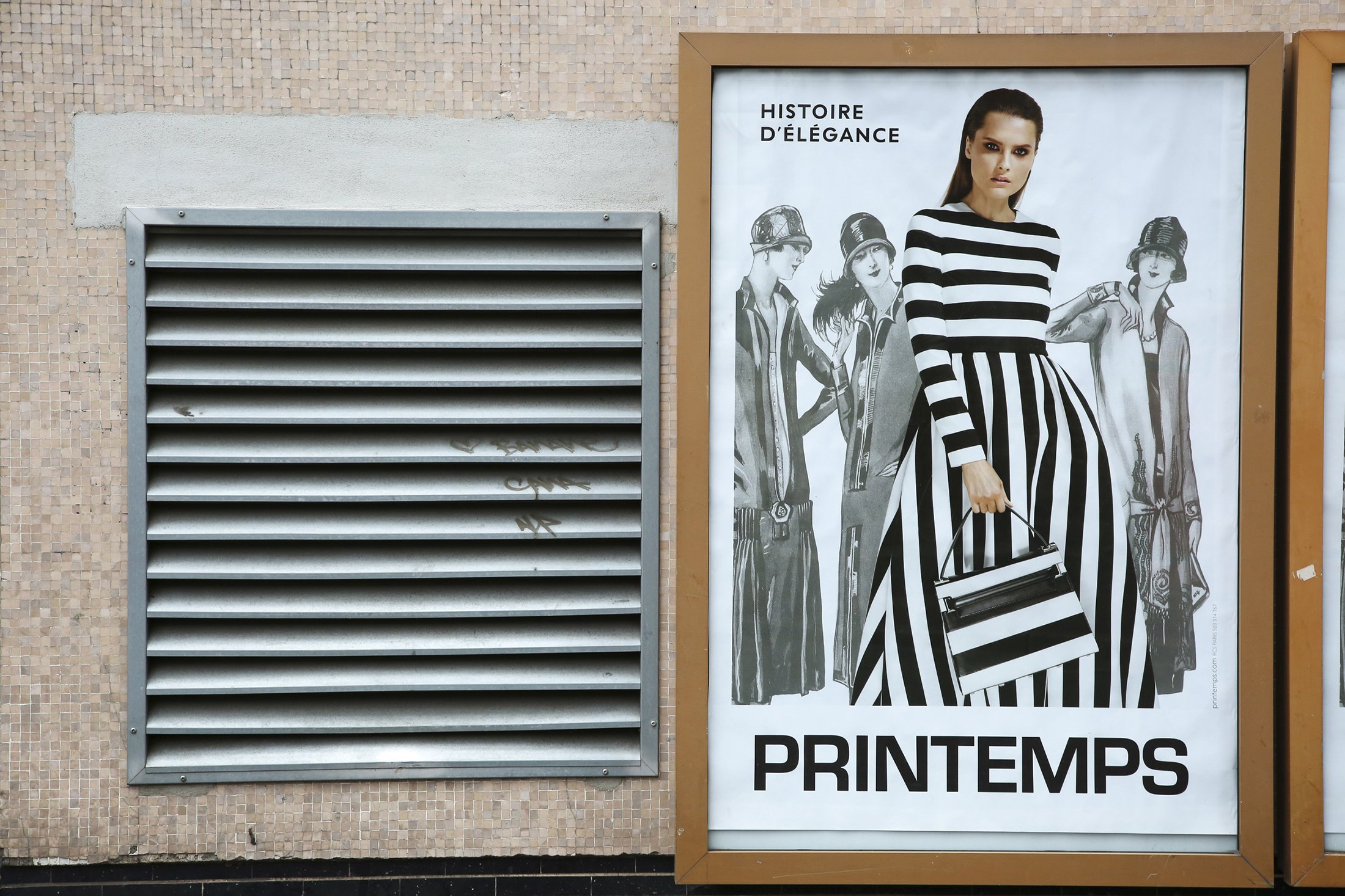 SHOW MUST GO ON_56.jpg