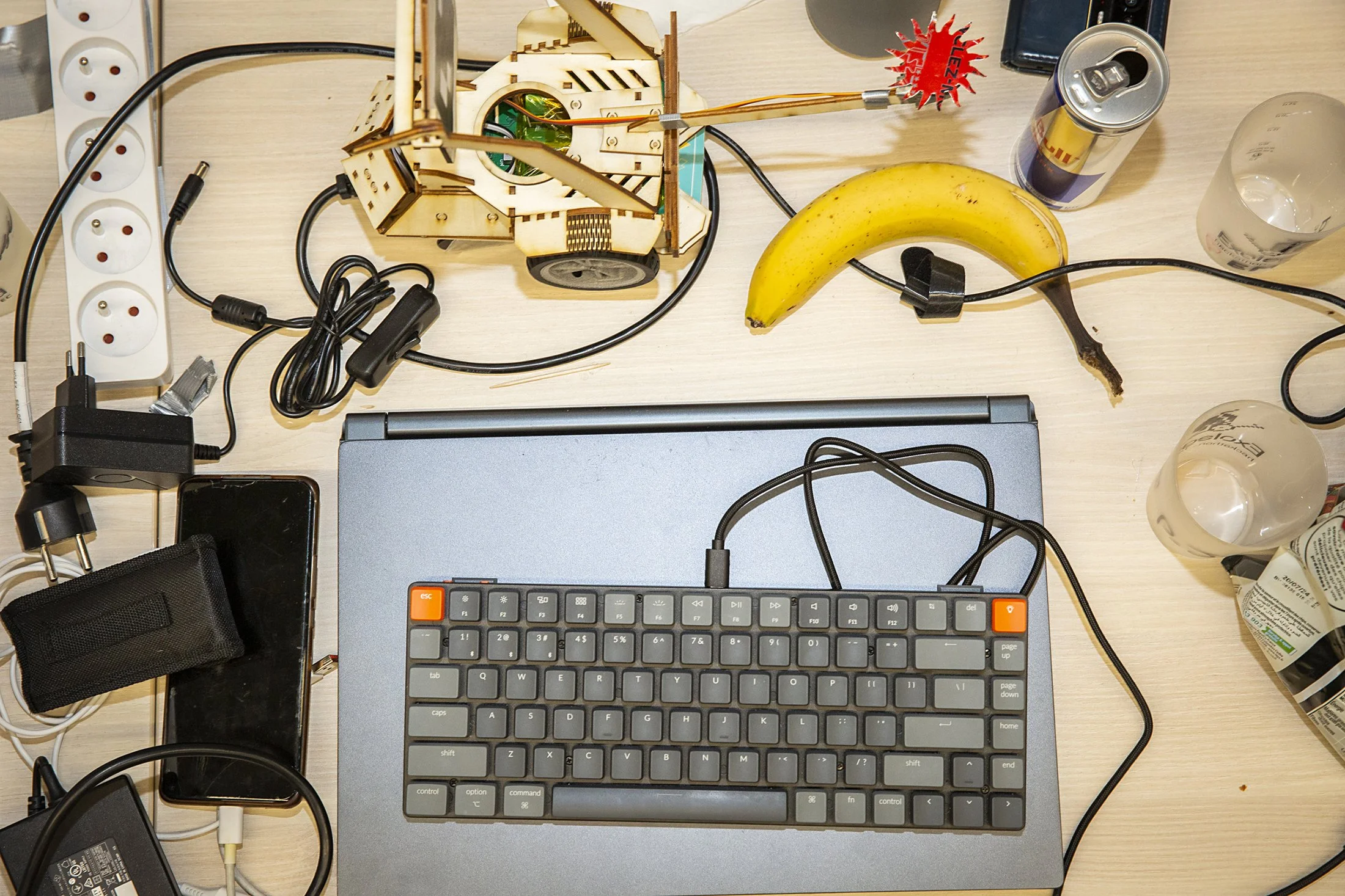 SHOW MUST GO ON_21.jpg