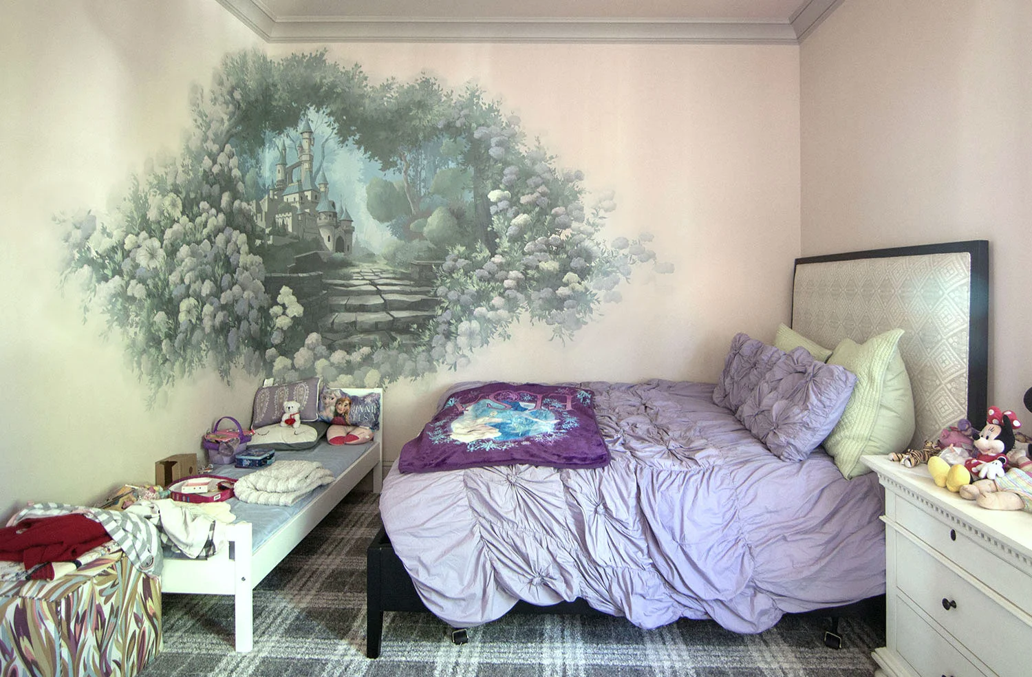 Girl’s Bedroom, Dreamy Castle