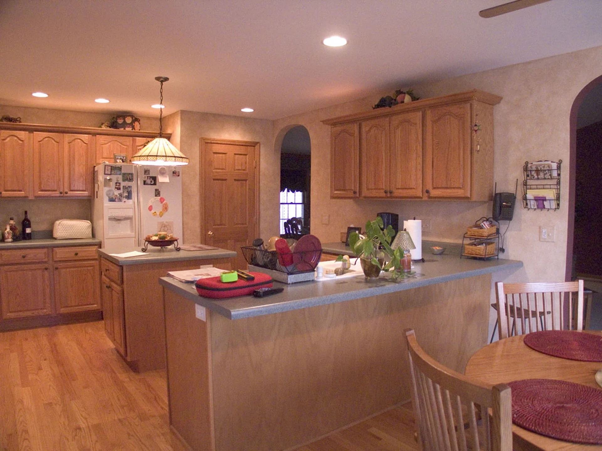 Tan Finish | Kitchen