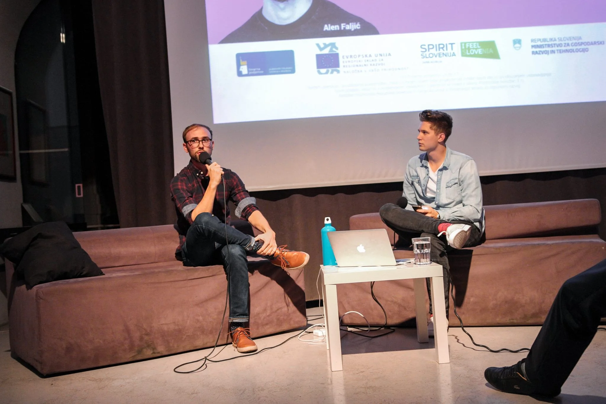 A few months back I gave a talk about the importance of talking to your customers. The video is available only in Slovene language. 