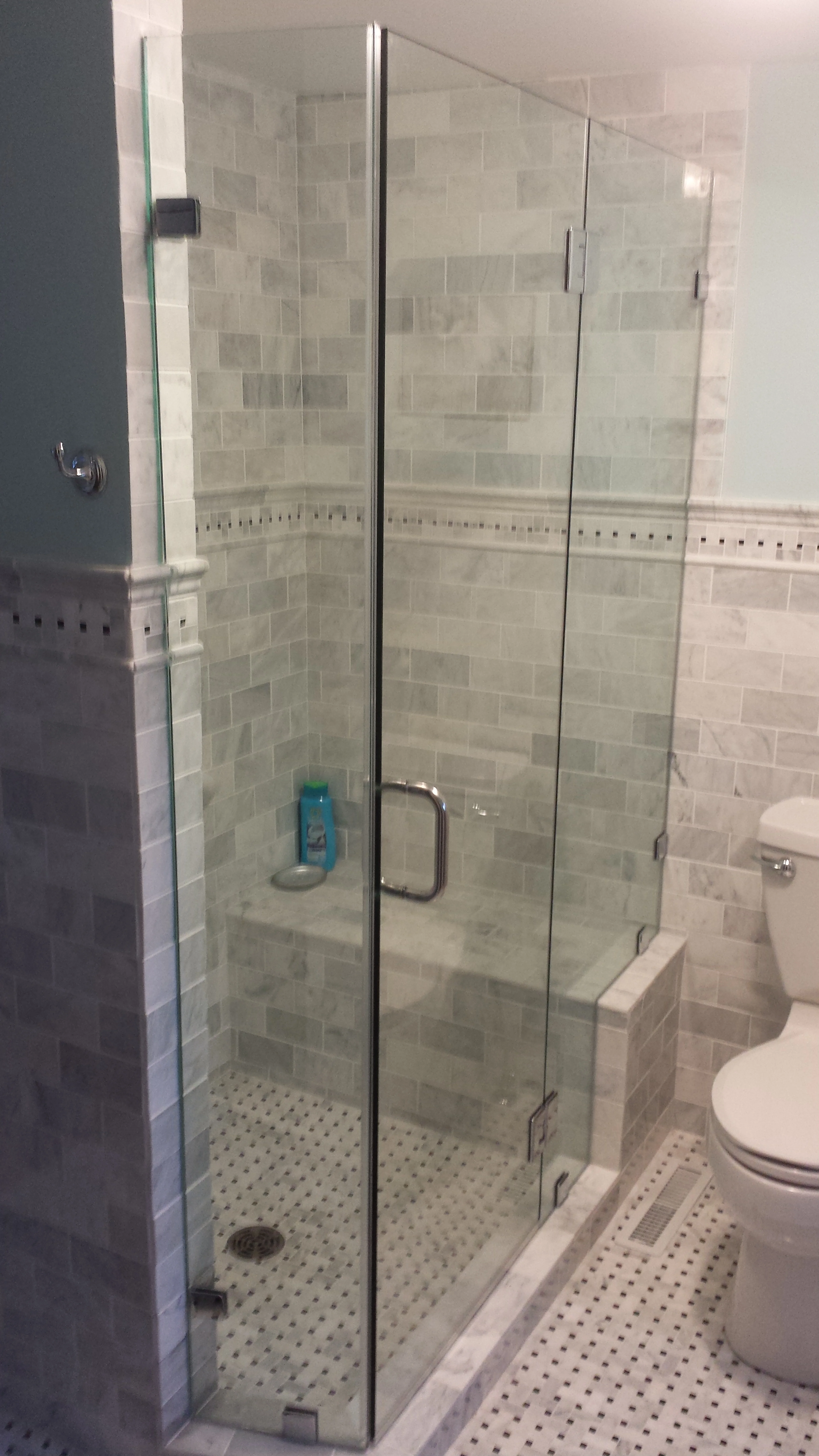 21 HEAVY SWING DOOR AND PANEL WITH ANGLED RETURN PANEL IN CLIPS