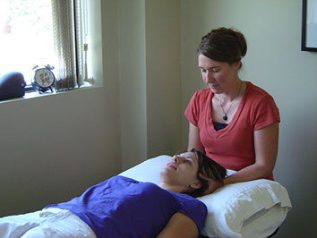 Gentle therapy for pre natal, post natal baby, infant, torticollis, breastfeeding issues, families, craniosacral therapy ottawa, craniosacral therapy ottawa