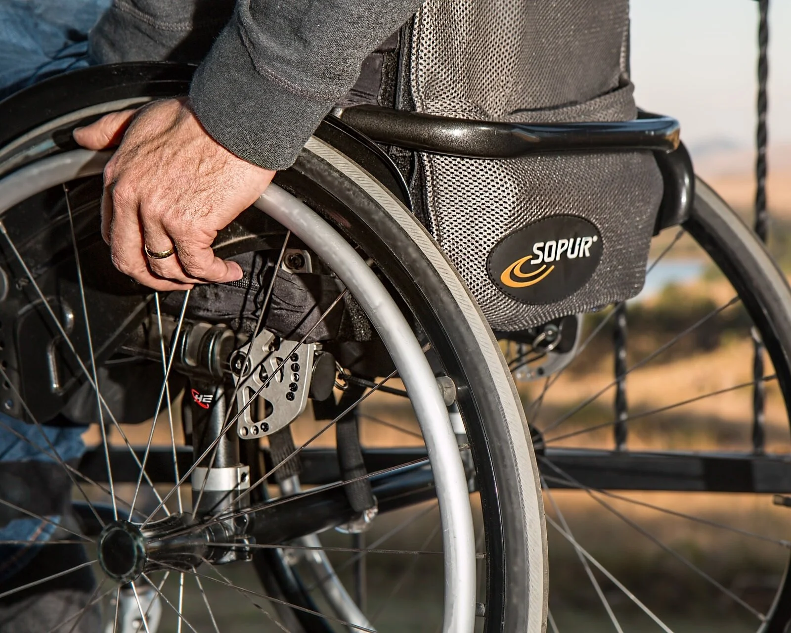 spinal-cord-injury-incomplete-complete-rehabilitation-physiotherapy-ottawa-east
