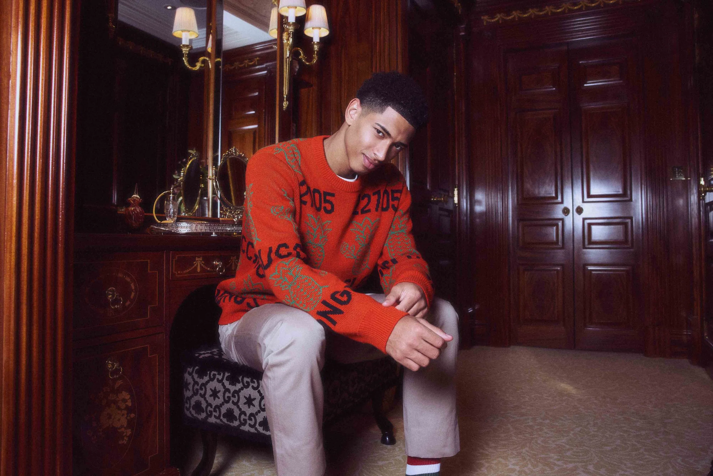 Jude Bellingham photographed in the Savoy hotel 'GUCCI room'