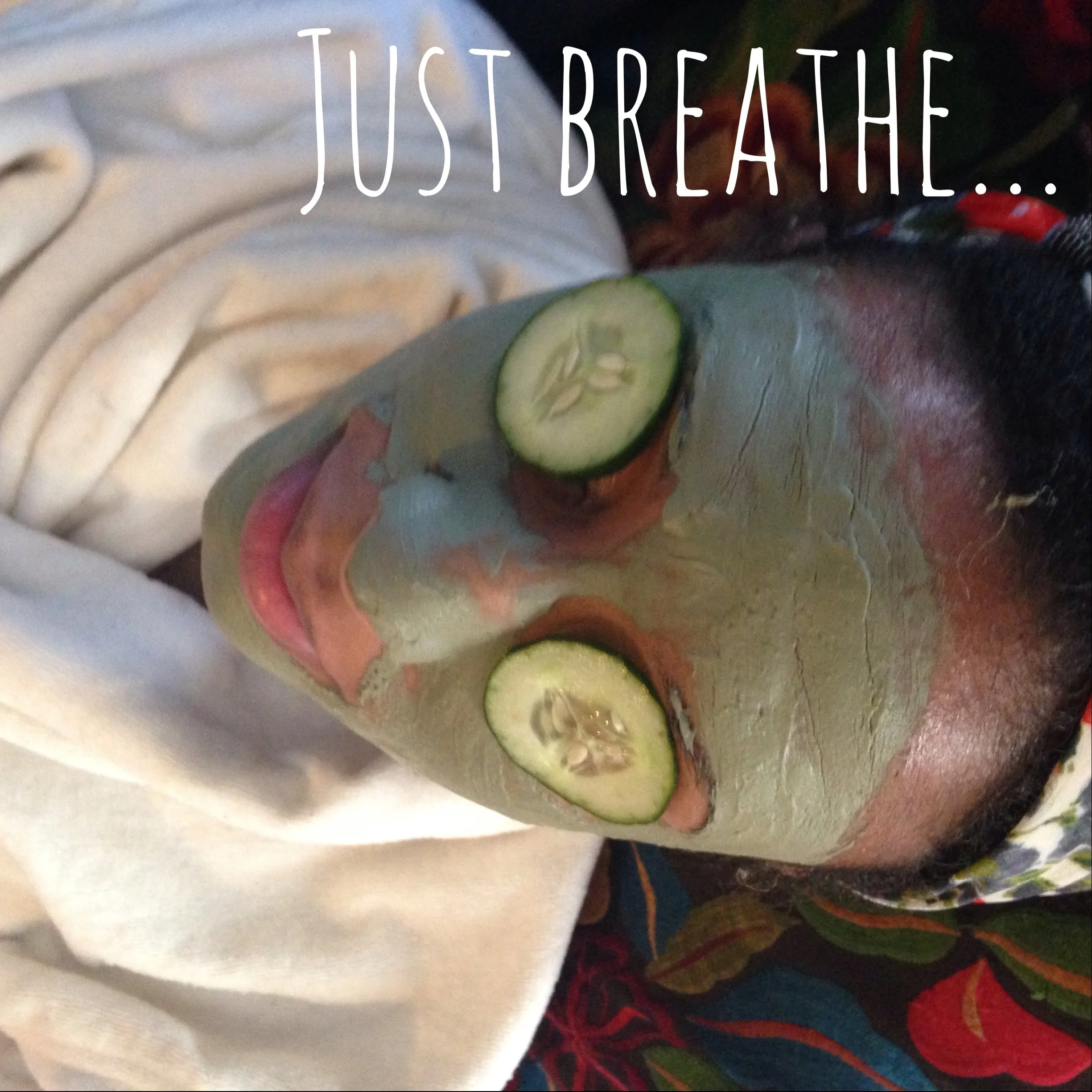 Green Clay Detoxifying Facial Mask