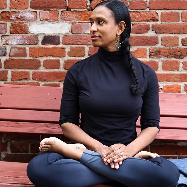 Let’s meditate and flow together!
.
Weekly yoga, reiki and meditation classes!
Schedule below ⬇️
.
MONDAYS
6:30 am Moon Salutations+ Meditation 
1:00 pm Gentle Movement + Yoga Nidra .
TUESDAYS
1:00 pm Mantra+ Meditation + Gentle Movement .
WEDN