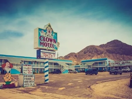ClownMotel_WayneStadler.jpg