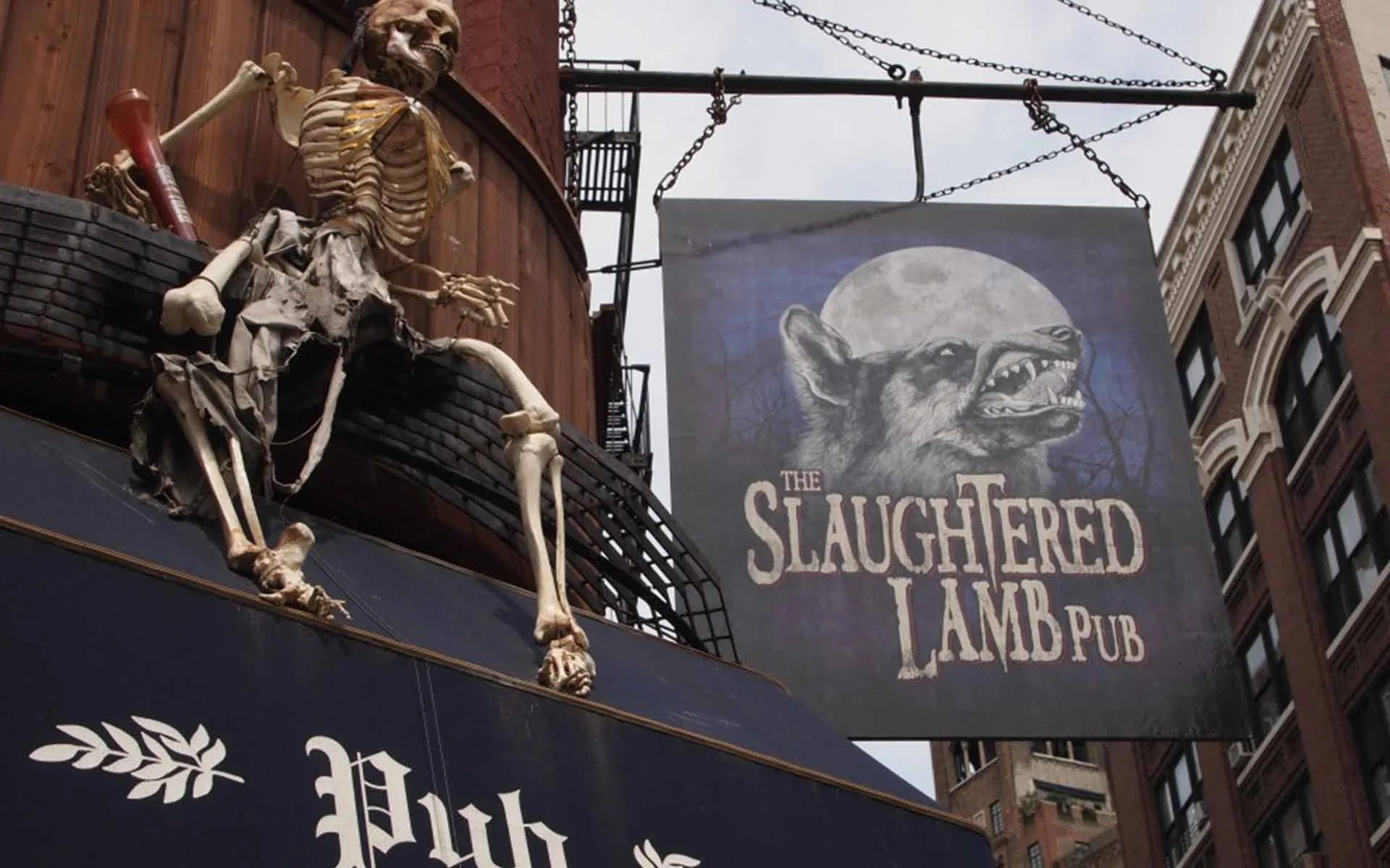 Slaughtered-Lamb-Pub.jpg