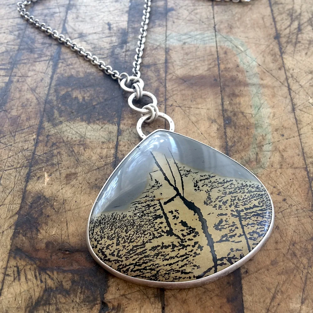 scenery stone joy necklace