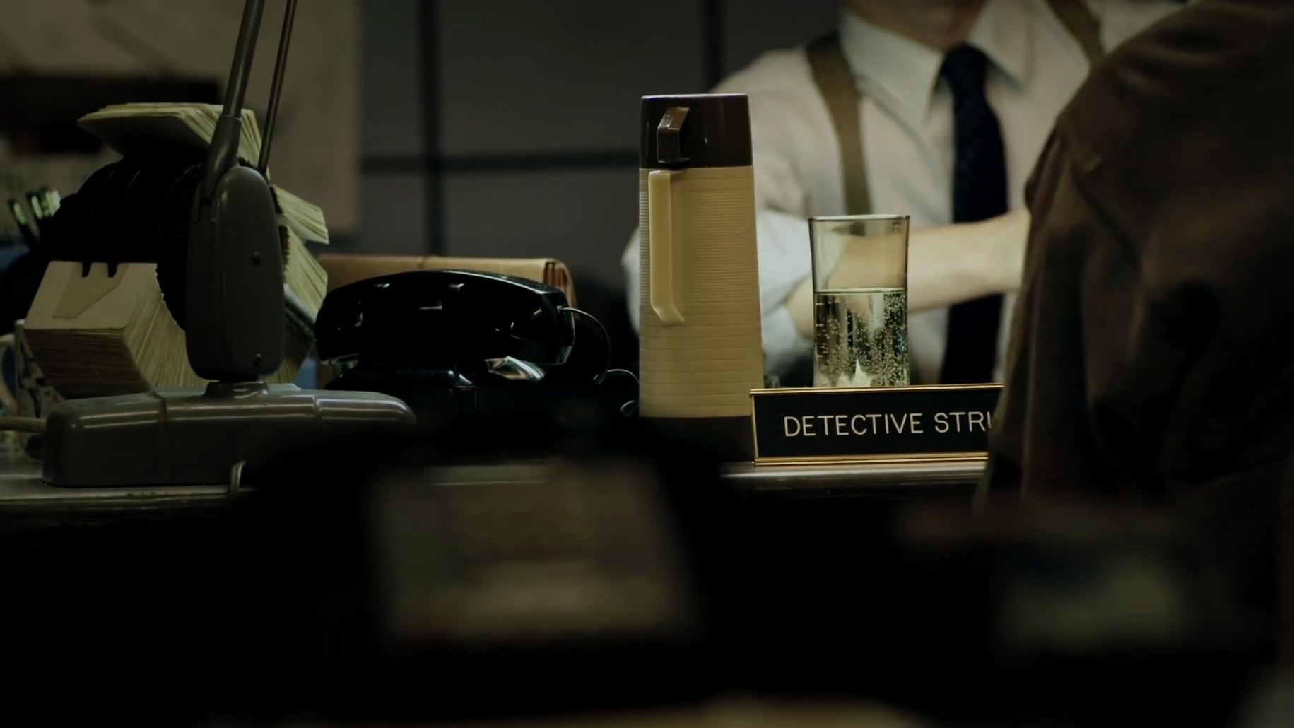 Set Decoration The Jinx