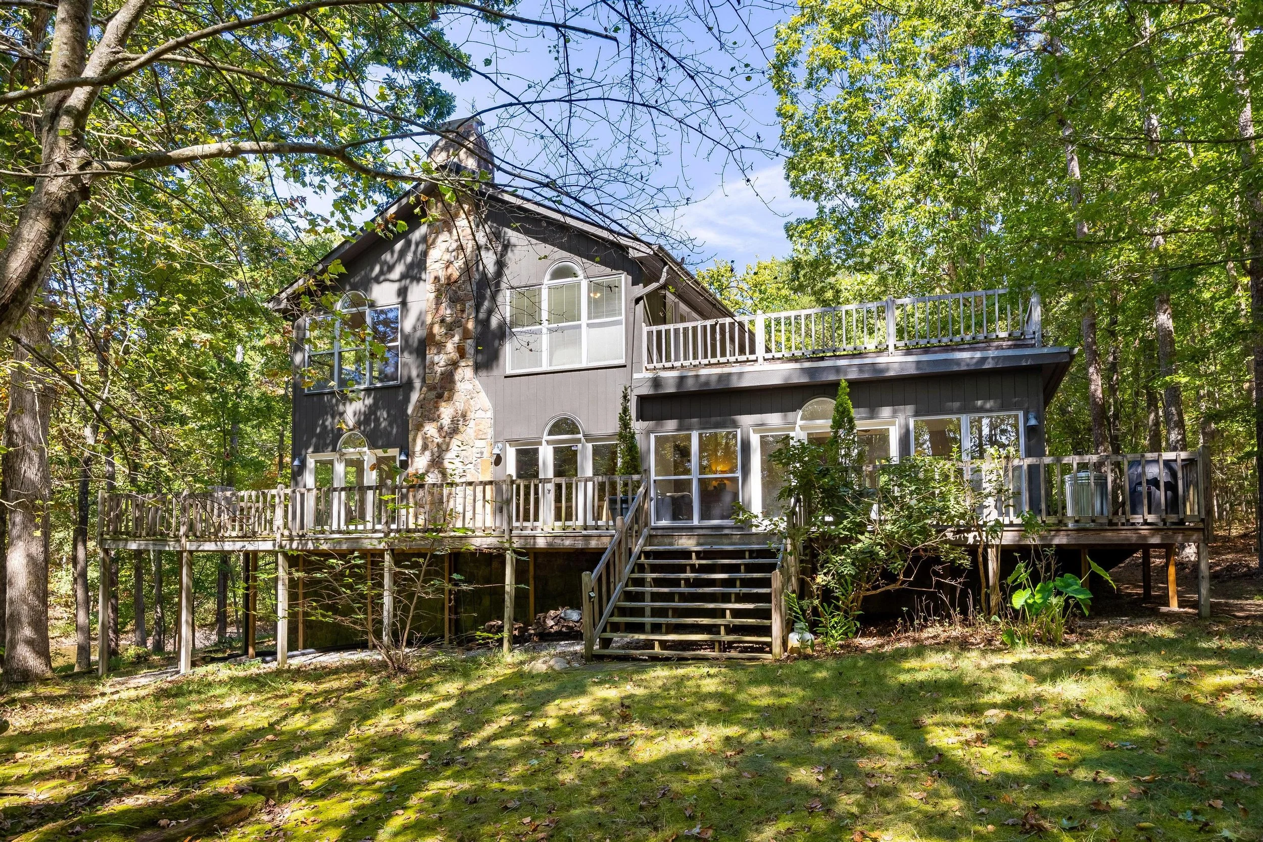 440 Mac Lake