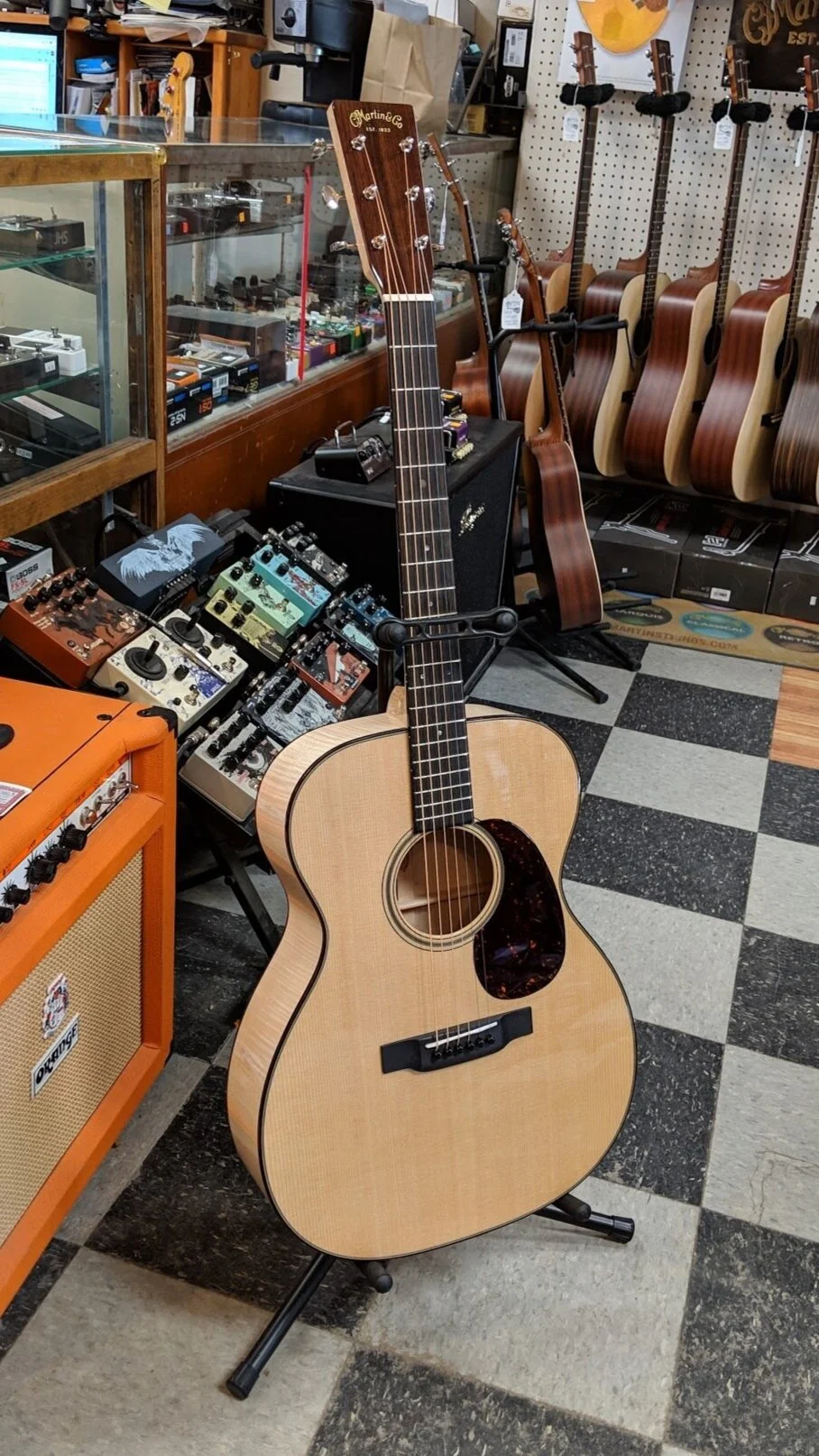 Custom Shop Martin 000-Maple. This one of a kind maple body and maple neck auditorium looked as pretty as it sounded. Design your dream Martin acoustic today.