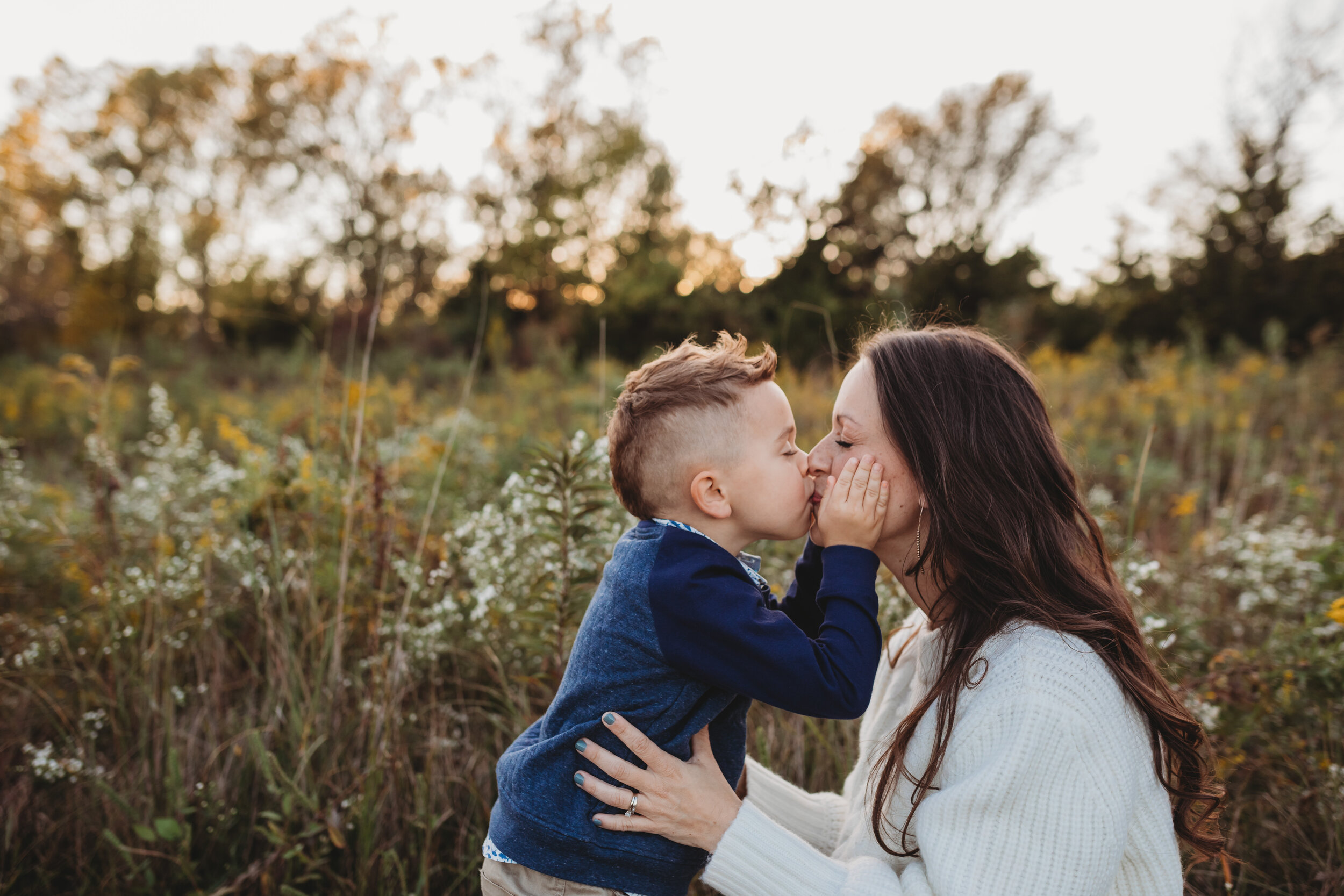 Family_Photographer_Olathe_Kansas-1.jpg