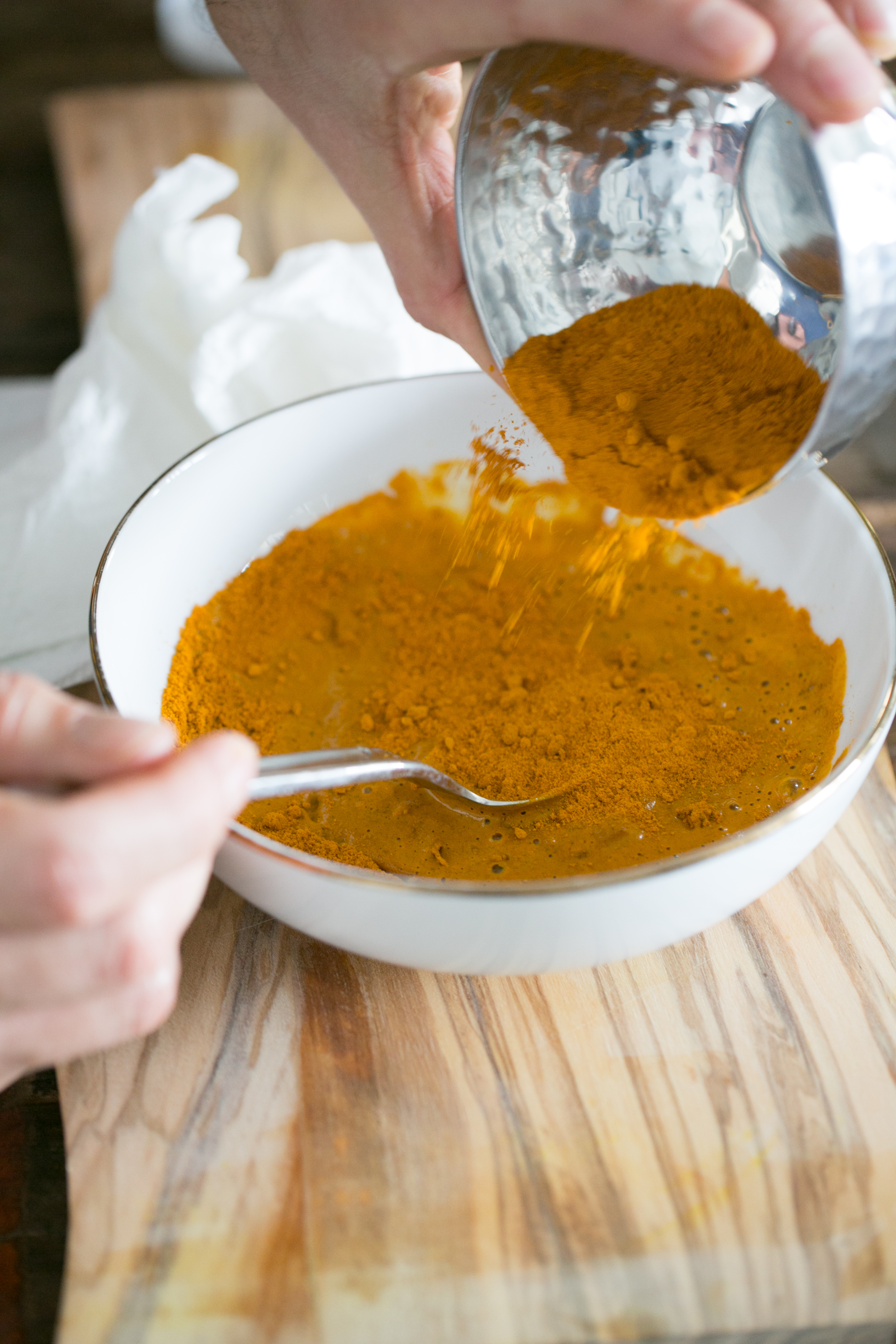 7 Ways to Eat (& Drink!) Turmeric