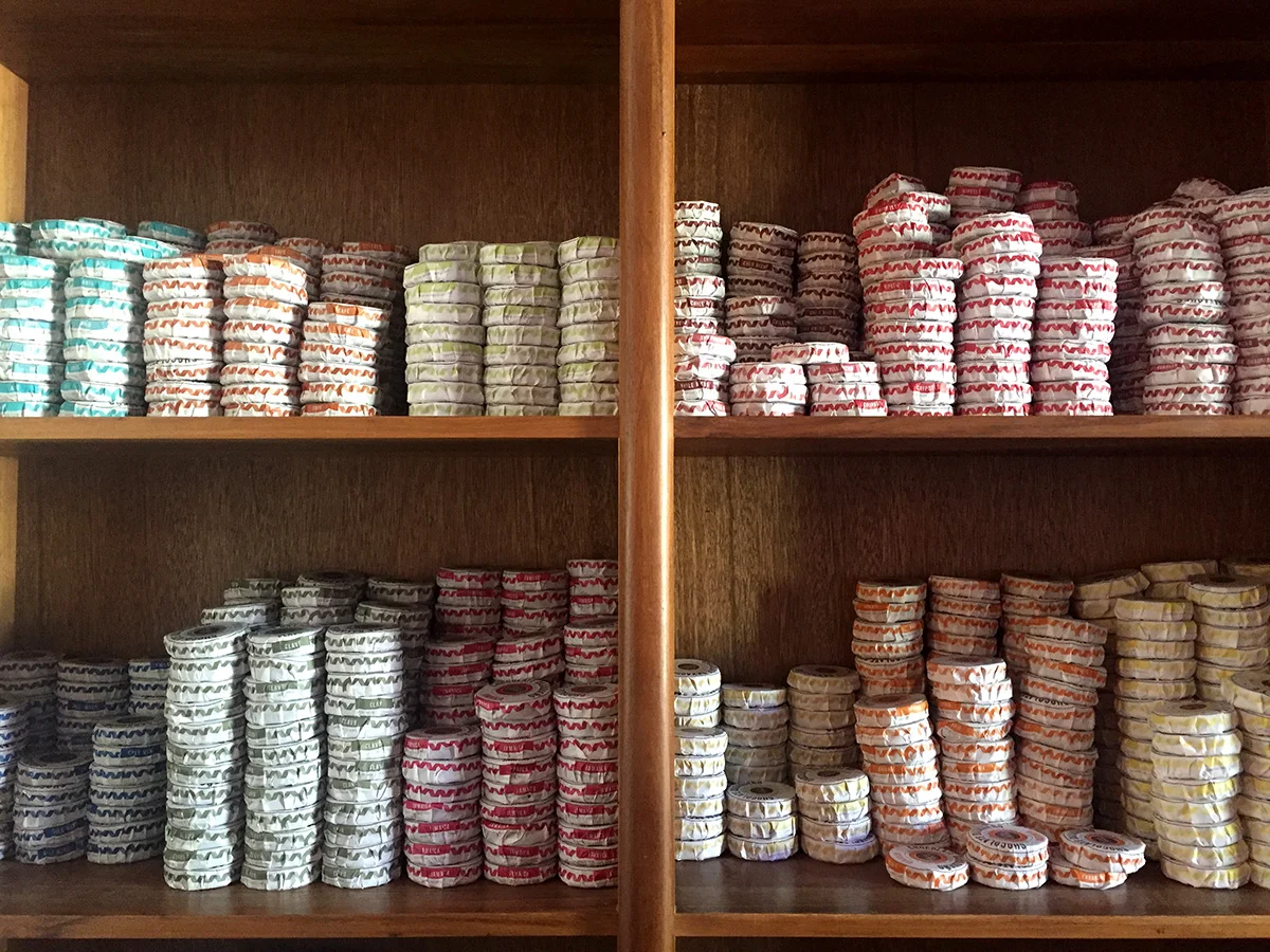 So many kinds of hot chocolate! I loved the chamomile and rose ones.