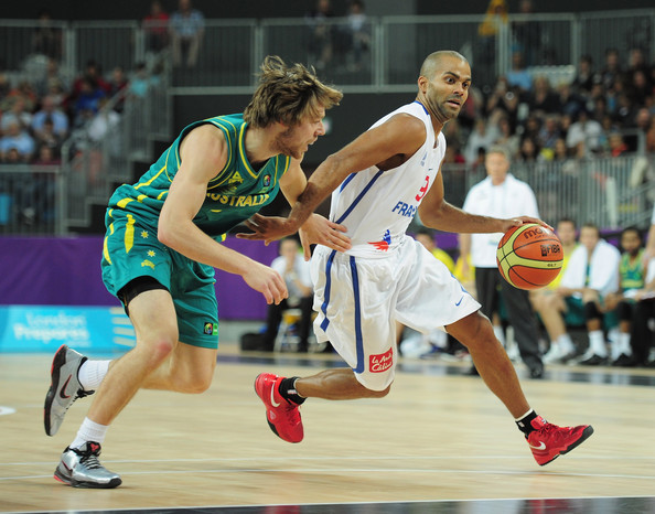 Guarding Tony Parker in international play (photo: Shaun Botterill/Getty Images Europe)