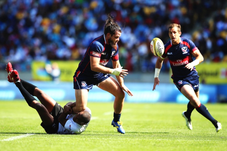 Danny Barrett makes a pass on Team USA. (photo by Hannah Peters)