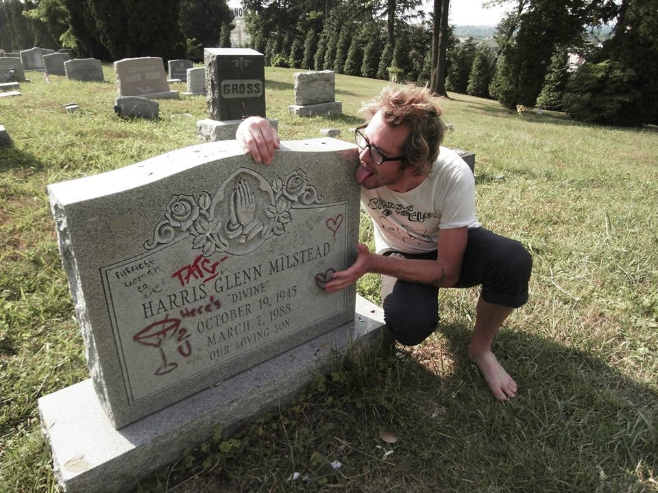Burger Boogaloo is in loving memory of Tony & Glenn (photo via burgerboogaloo.com)