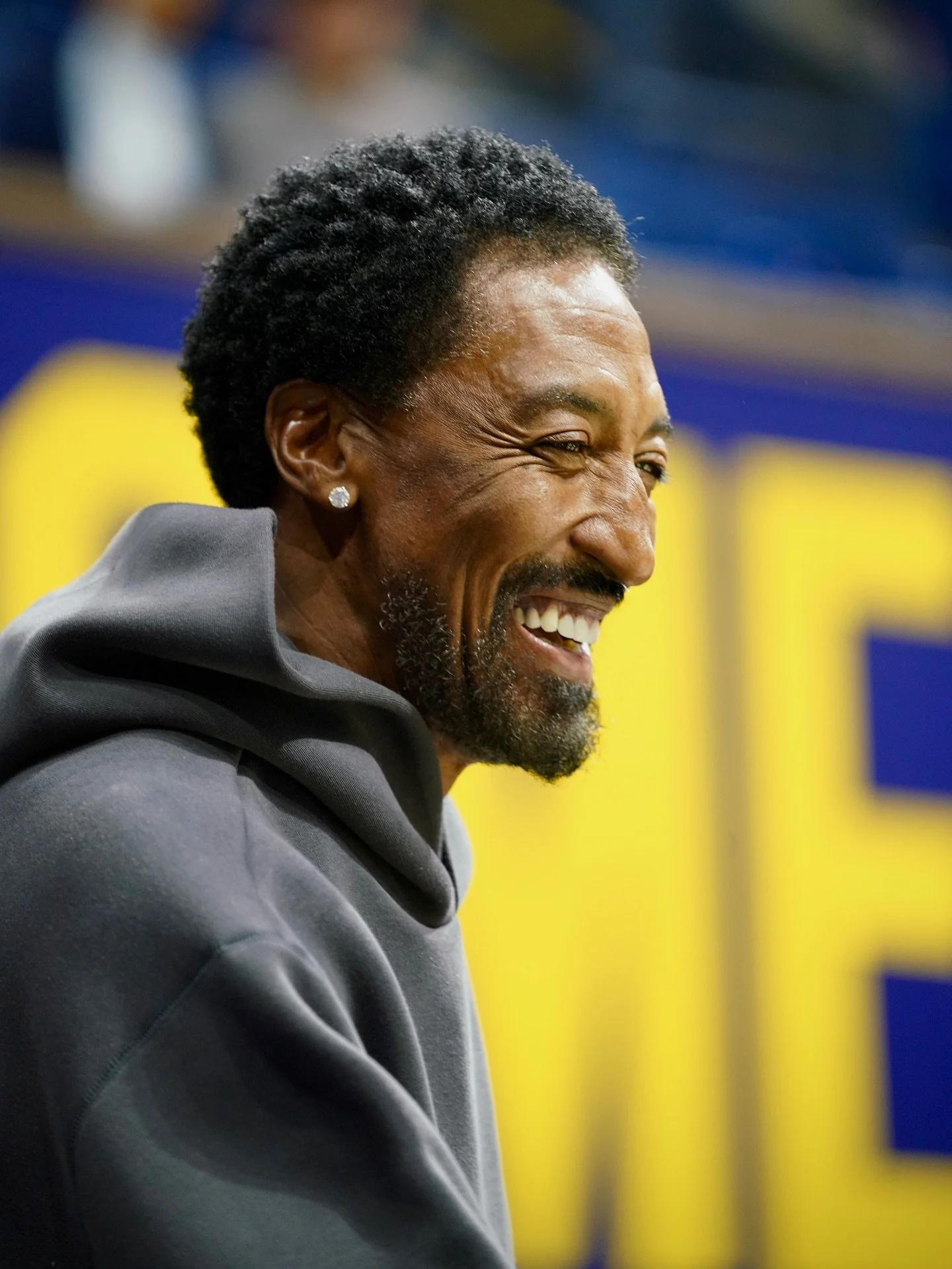 Scottie Pippen soaks in some Cal basketball on opening night in Berkeley versus Bakersfield. The Bears won 87-60. 📷 @cbuestad #Section925