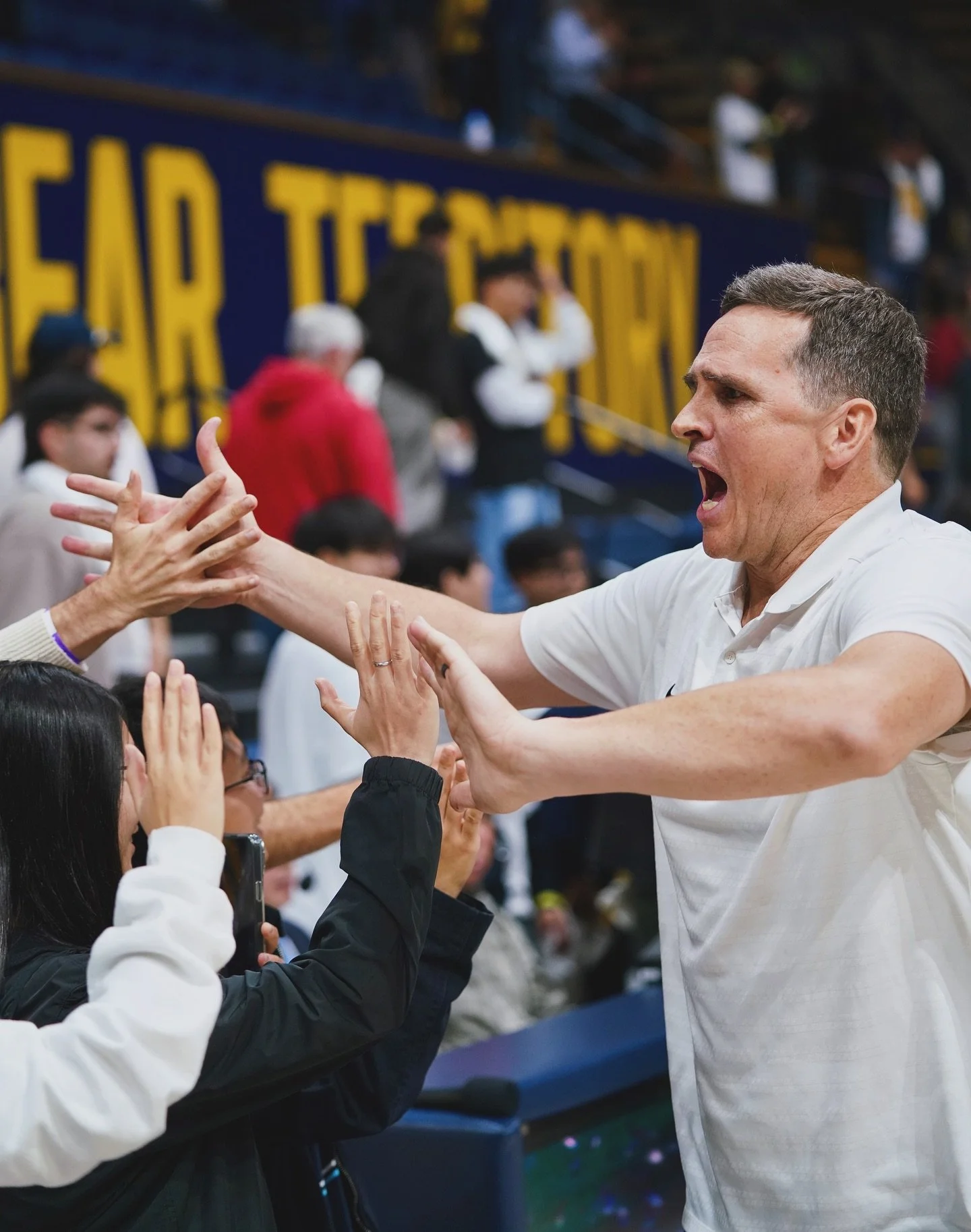 The Golden Bears take care of the Runnin&rsquo; Utes in Berkeley to improve to 7-1. Both Duke and North Carolina will be visiting Haas Pavilion next month&hellip; 📷 @cbuestad #Section925