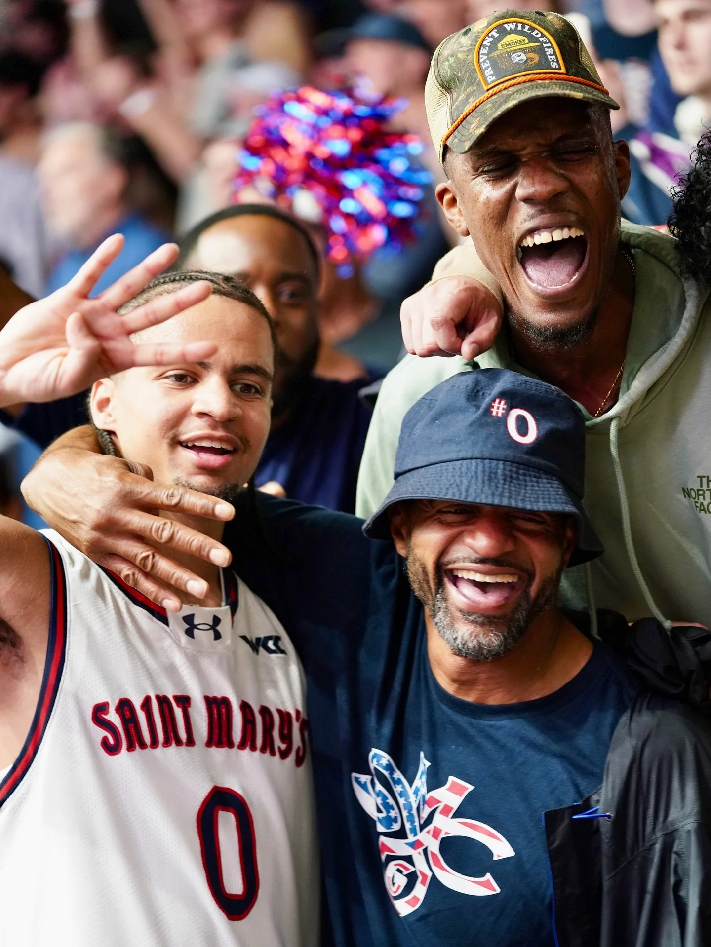 Oakland&rsquo;s Mikey Lewis pours in a career high 31-points as unranked Saint Mary&rsquo;s beats #9 Gonzaga and hoists yet another WCC trophy 📷 @cbuestad #Section925